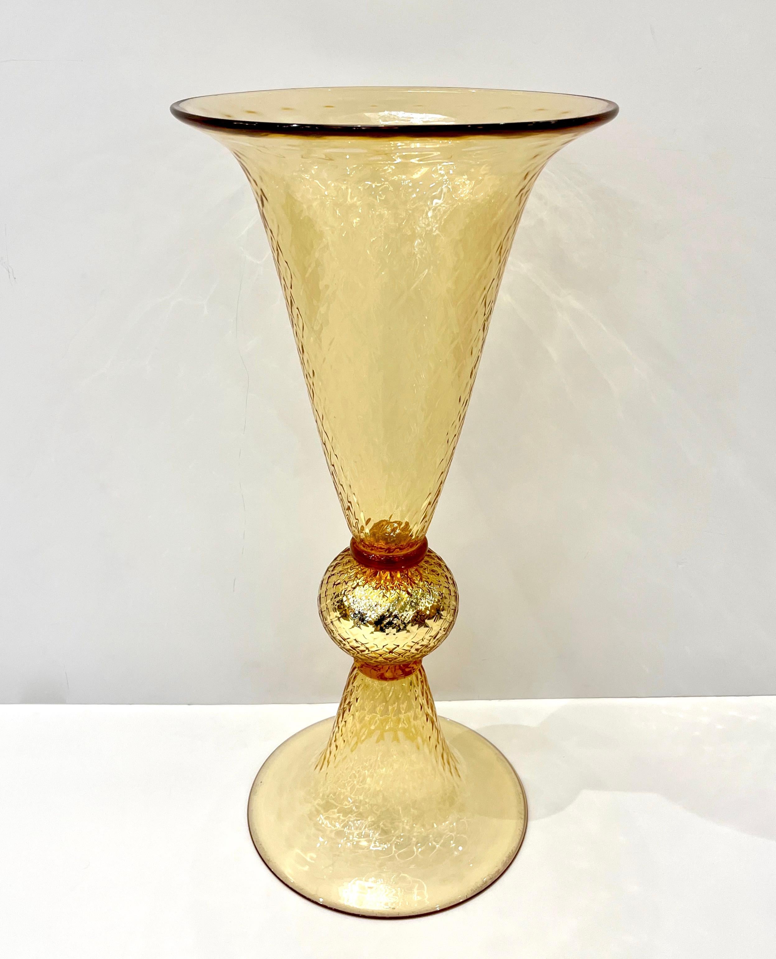 Modern Italian Gold Honeycomb Murano Glass Tall Round Conical Double Vase For Sale 3