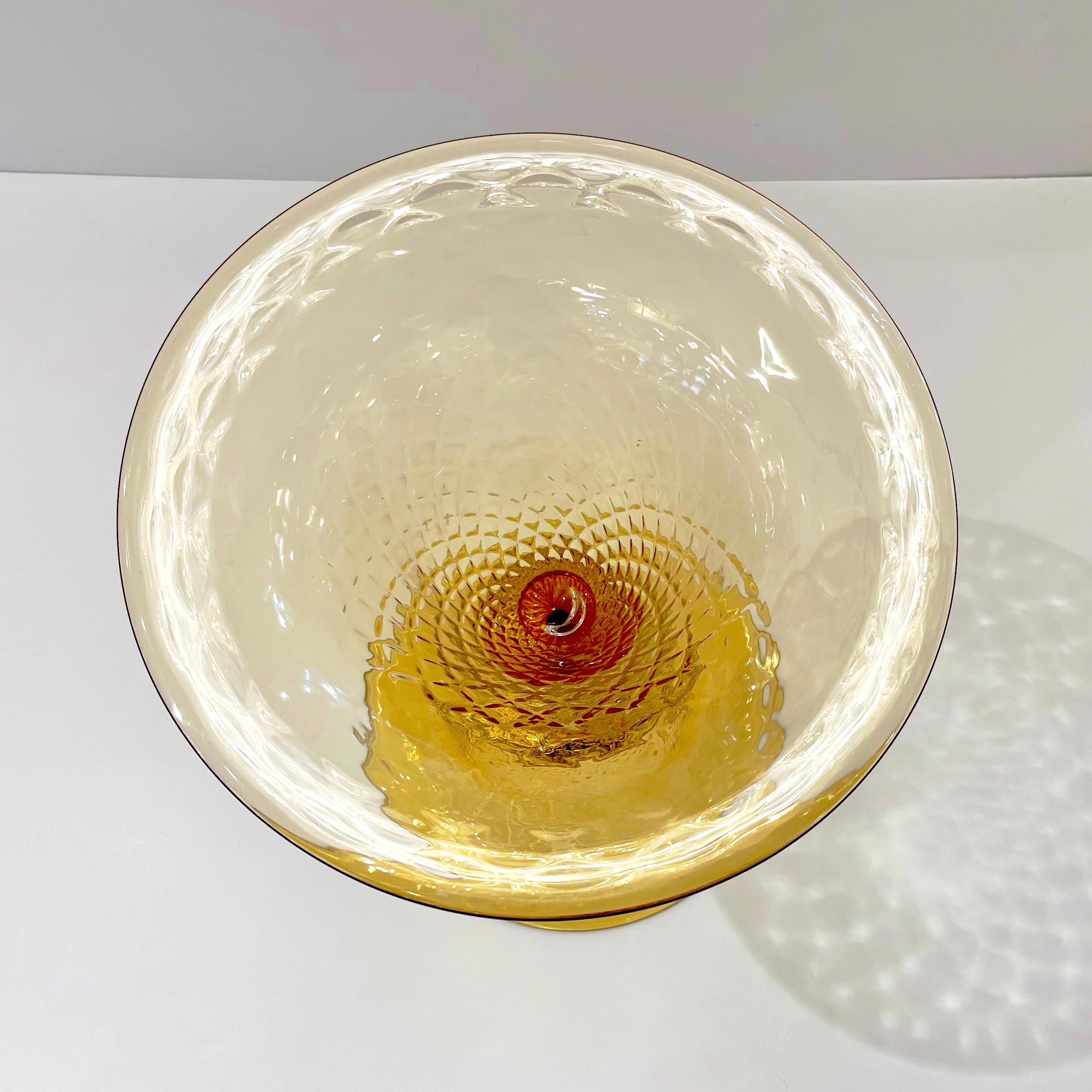 Hand-Crafted Modern Italian Gold Honeycomb Murano Glass Round Conical Hourglass Double Vase For Sale