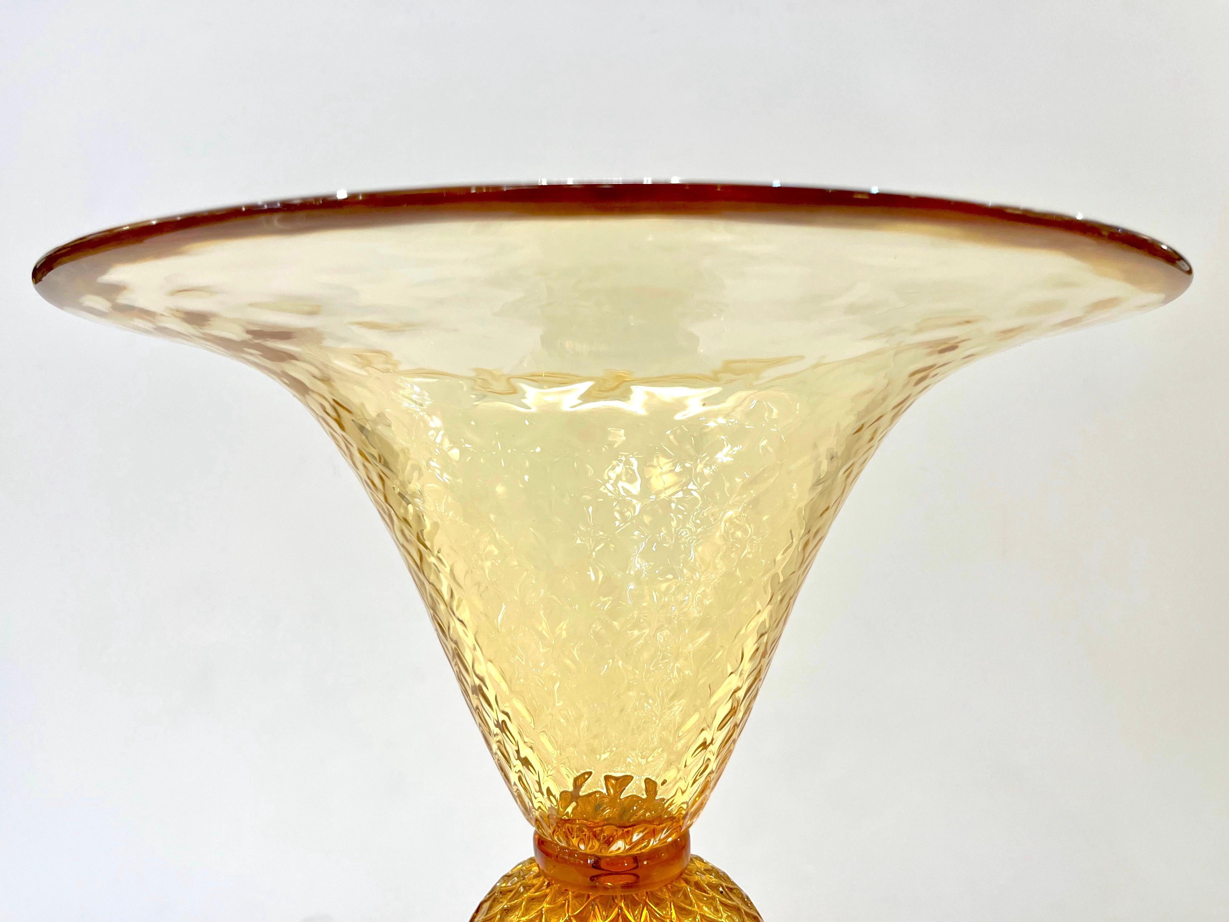 Contemporary Modern Italian Gold Honeycomb Murano Glass Round Conical Hourglass Double Vase For Sale