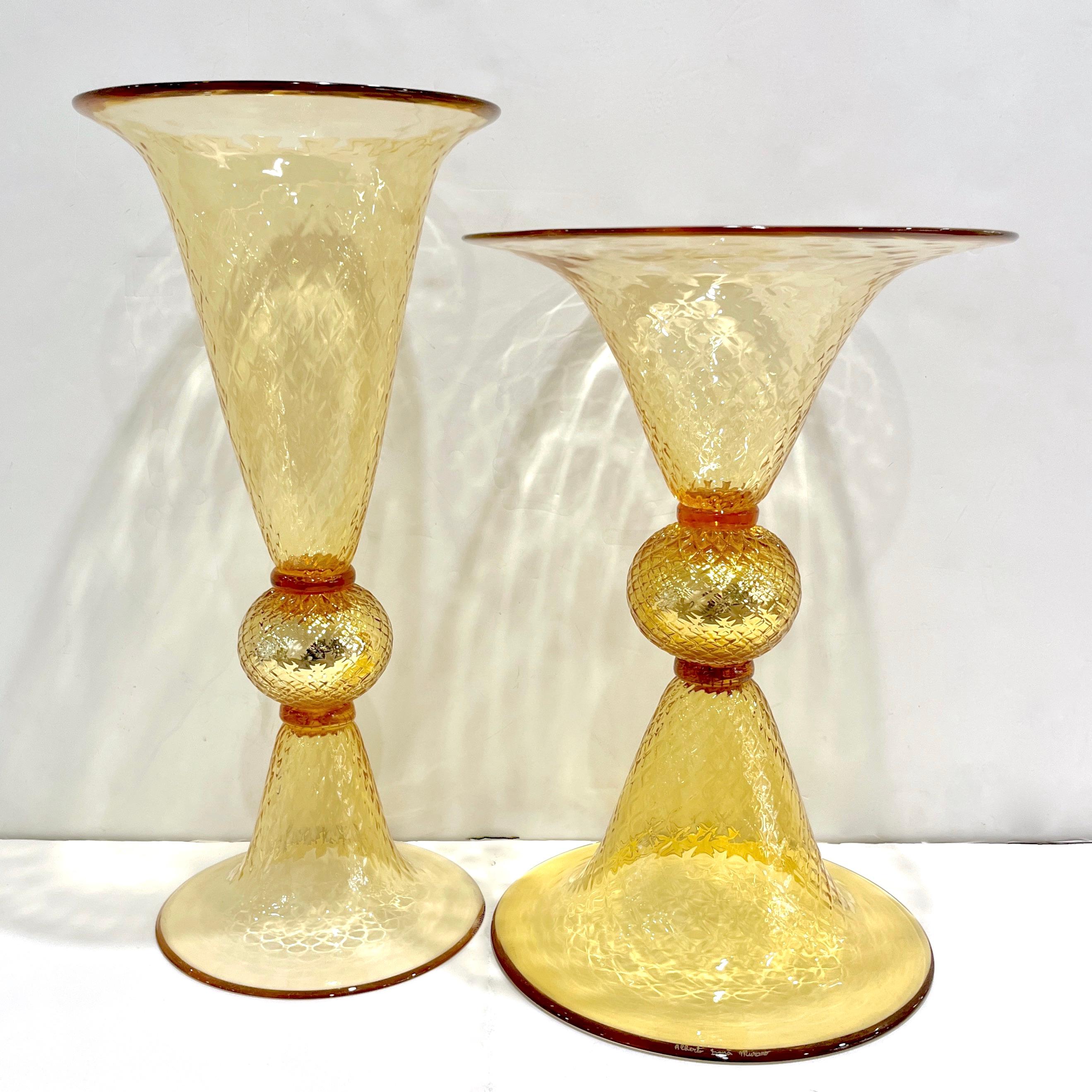 Modern Italian Gold Honeycomb Murano Glass Round Conical Hourglass Double Vase For Sale 2