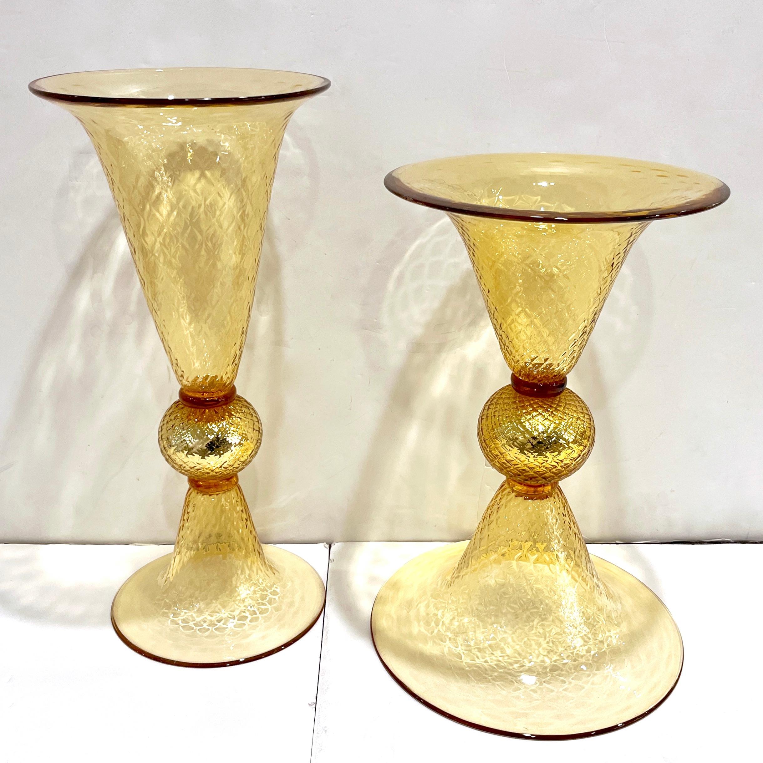 Modern Italian Gold Honeycomb Murano Glass Tall Round Conical Double Vase For Sale 2
