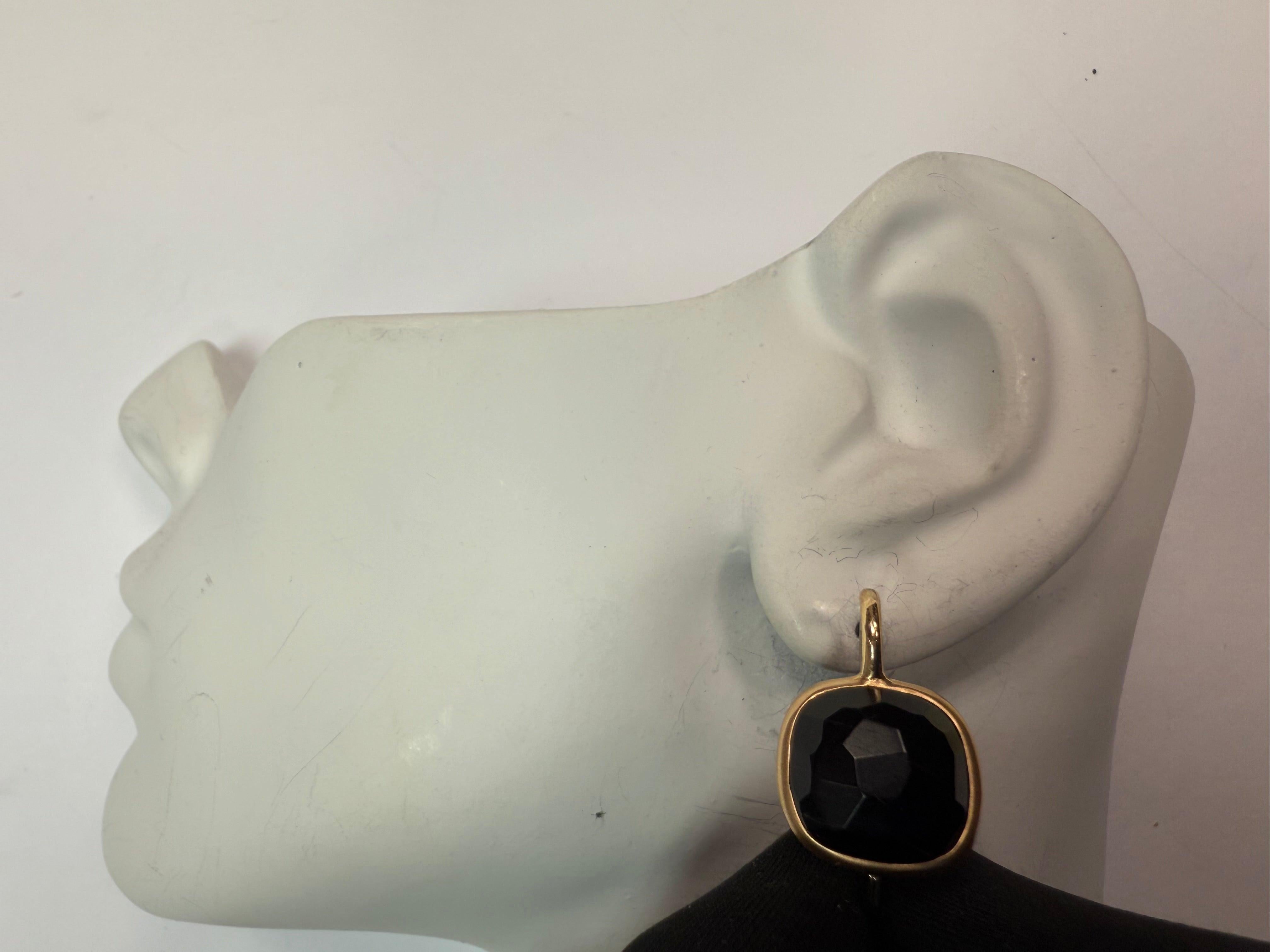 Modern Italian Gold Satin Finish Statement Onyx Earrings, Made in Italy For Sale 3