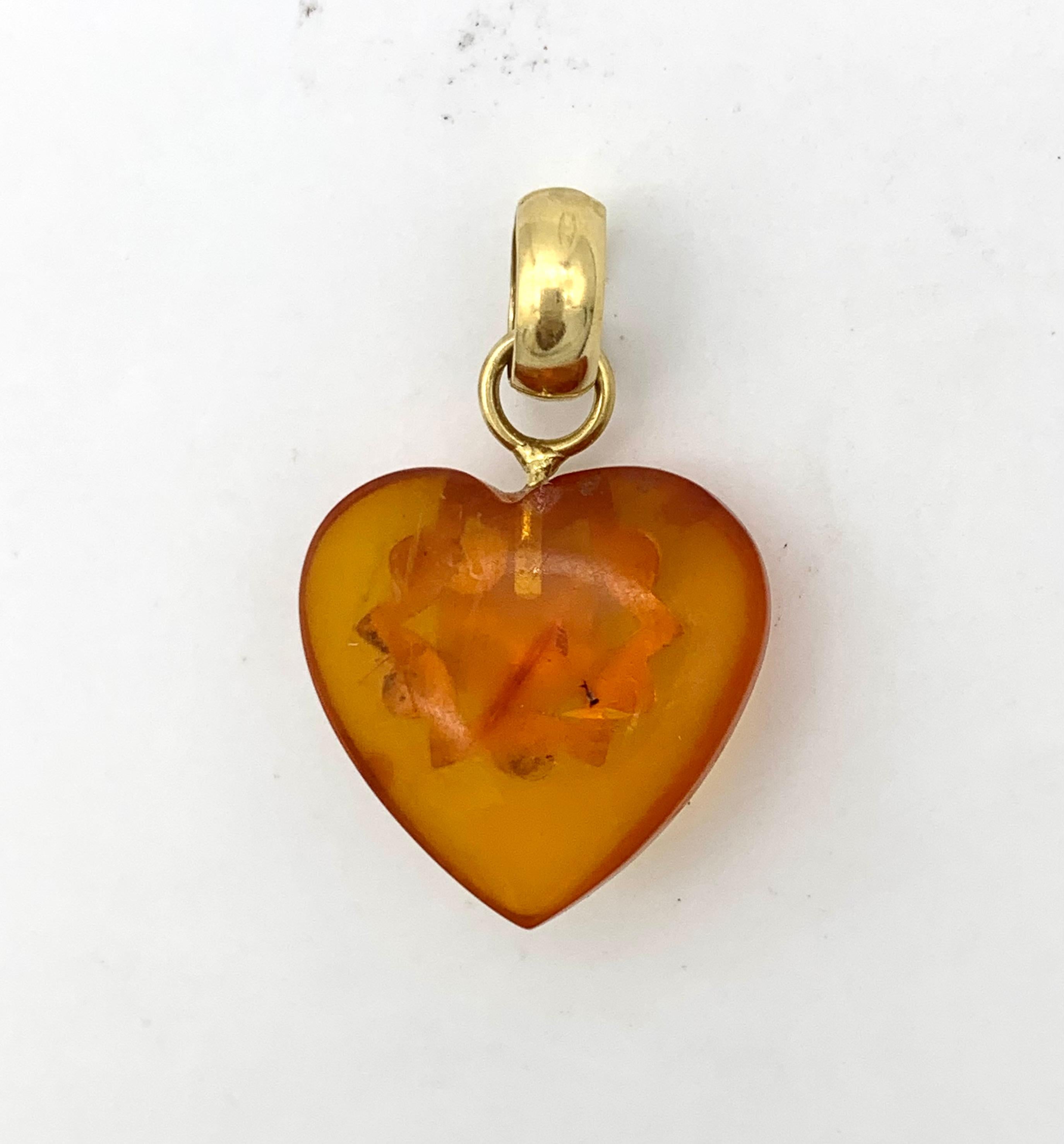 Heart Cut Modern Italian Heart Pendant Orange Coloured Amber 18 Karat Gold Star Flower For Sale