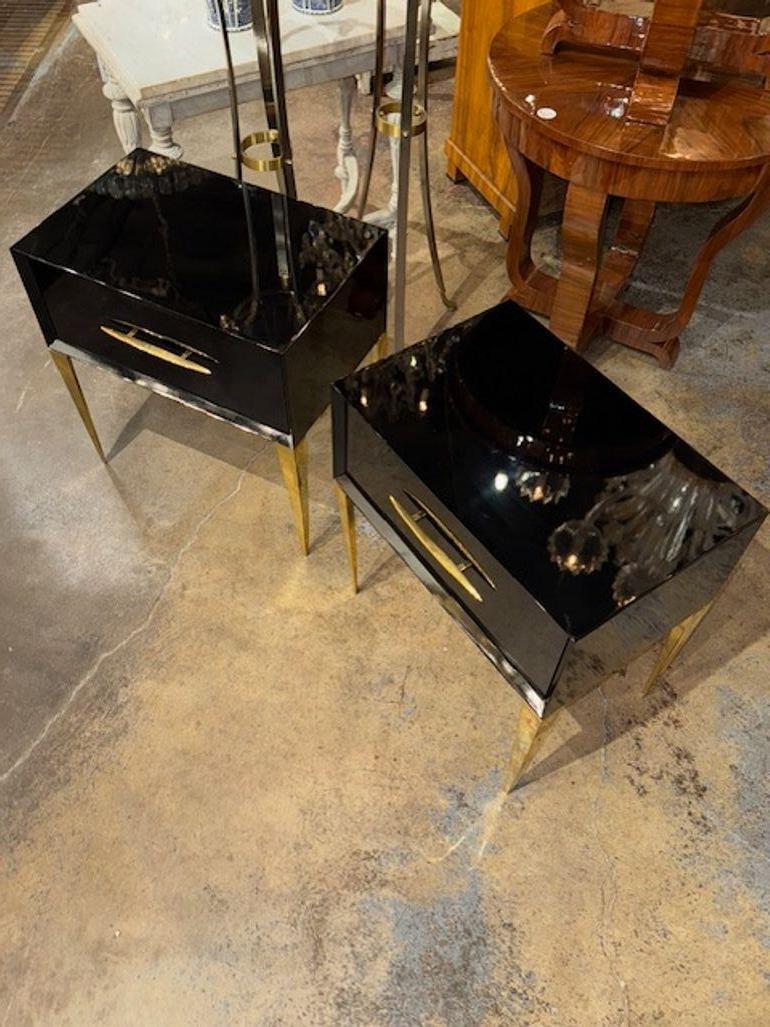 Modern Italian High Gloss Black Lacquered Side Tables with Brass Accents For Sale 2