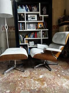 Modern Italian Launge Chair with Ottoman by Charles and Ray Eames. Limited Edit.
