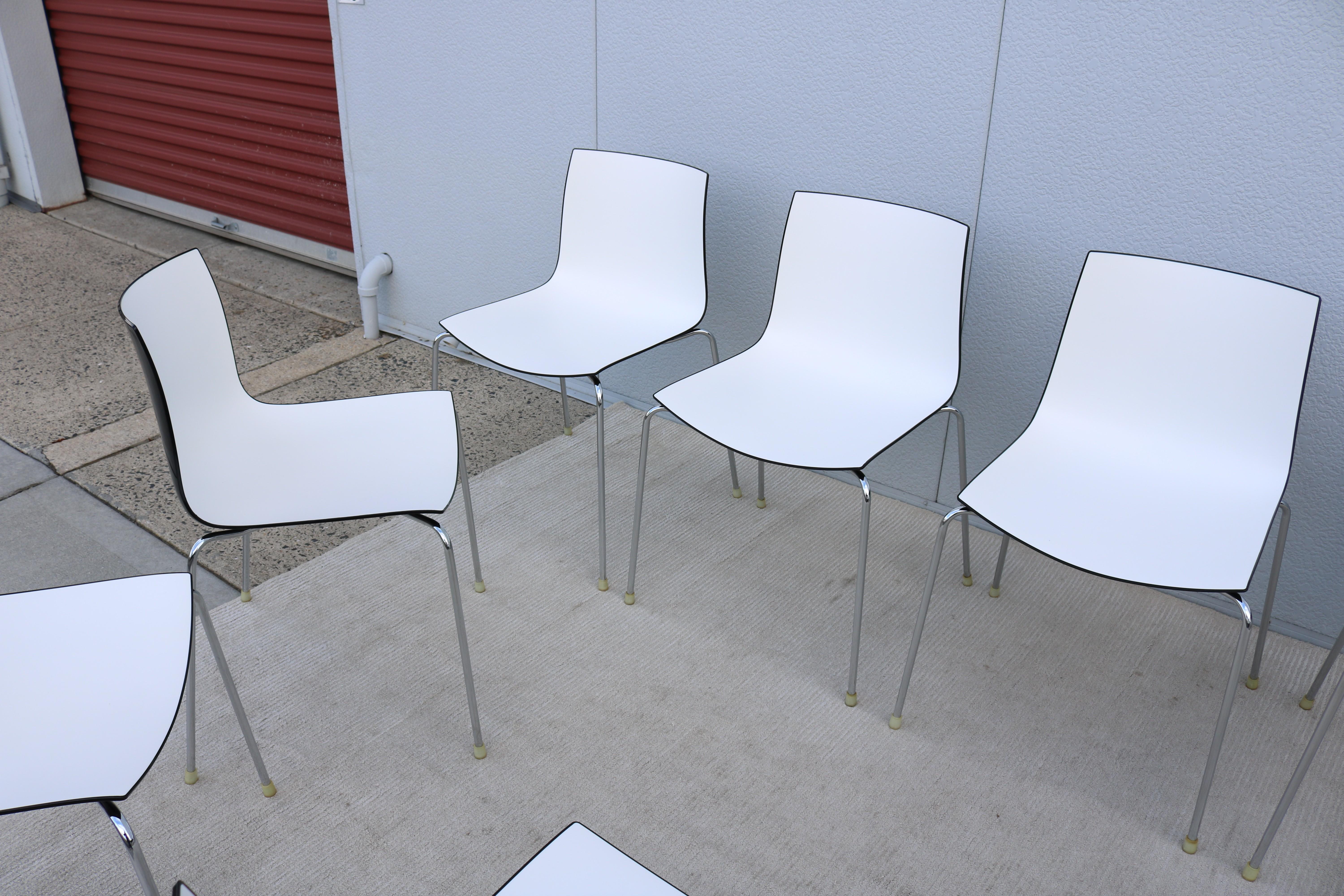 Moderne italienische Lievore Altherr Molina für Arper Catifa Esszimmerstühle – 10er-Set im Angebot 9