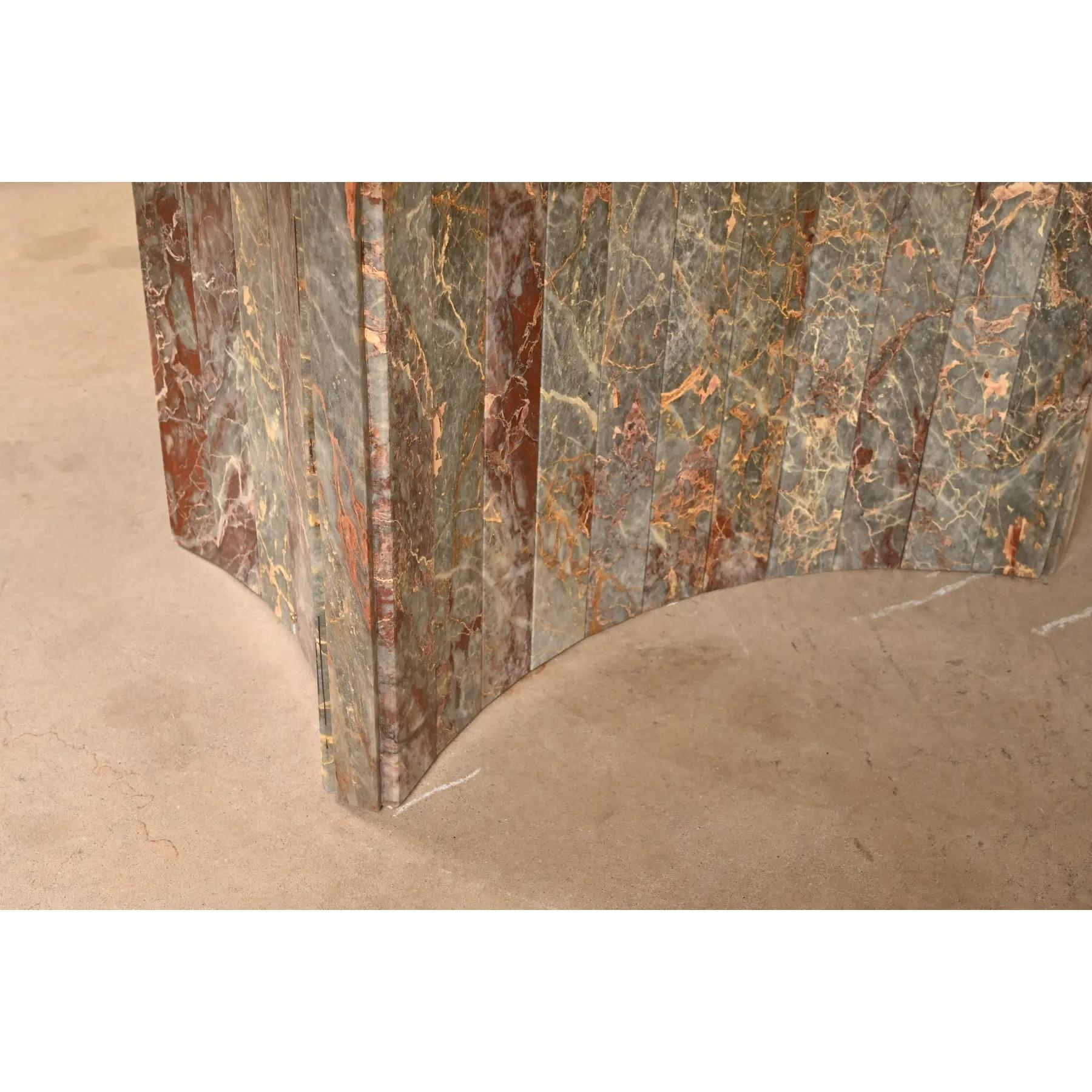 Table de salle à manger italienne moderne à piédestal en marbre à la manière d'Ello, vers les années 1970 en vente 6