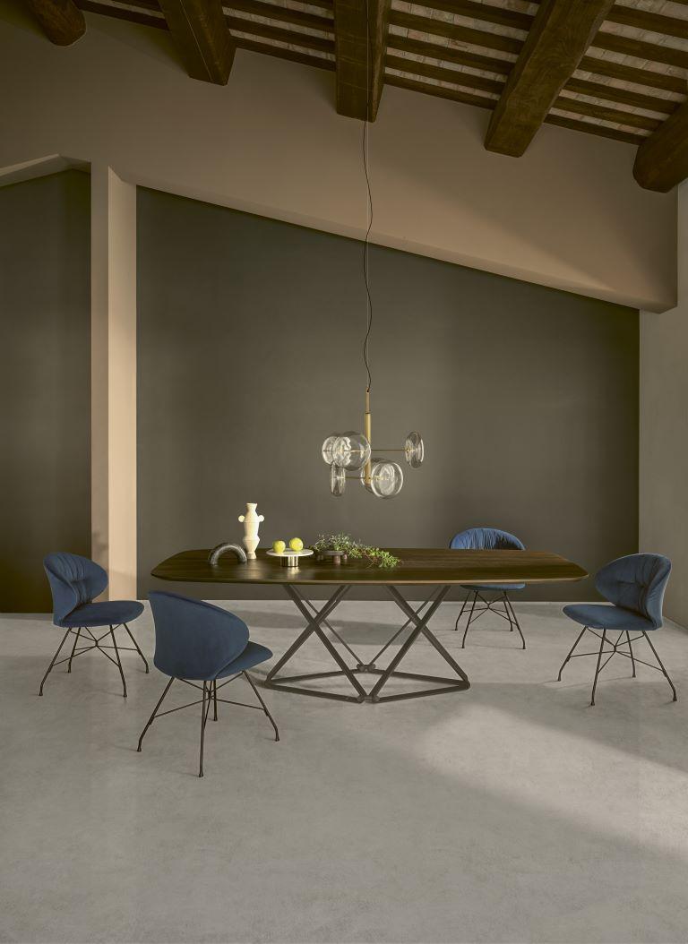 Laqué Table italienne moderne en métal et bois de placage de la collection Bontempi Casa en vente