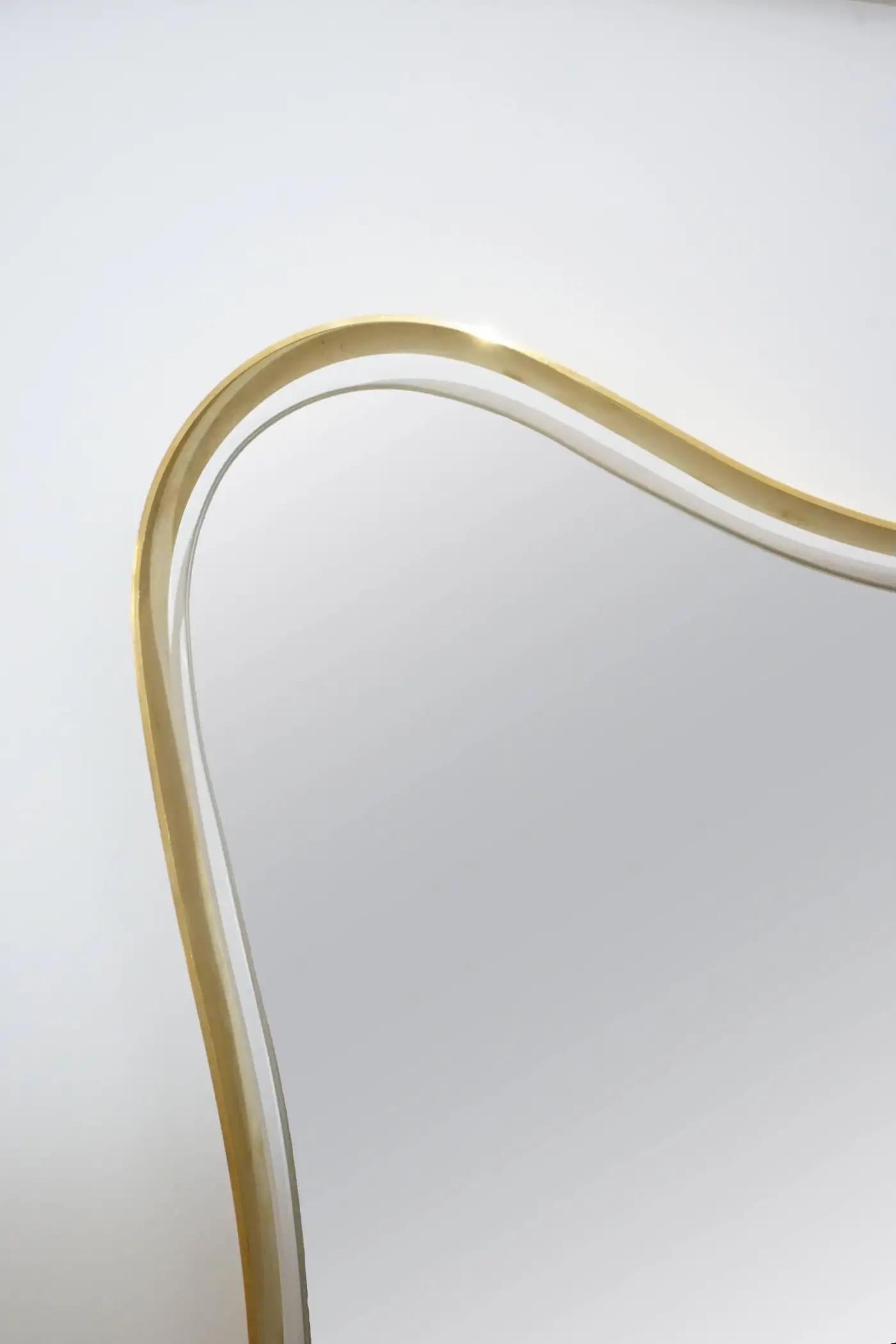 Organic Modern Modern Italian Minimalist Brass Mirror with Organic Asymmetric Curved Frame For Sale