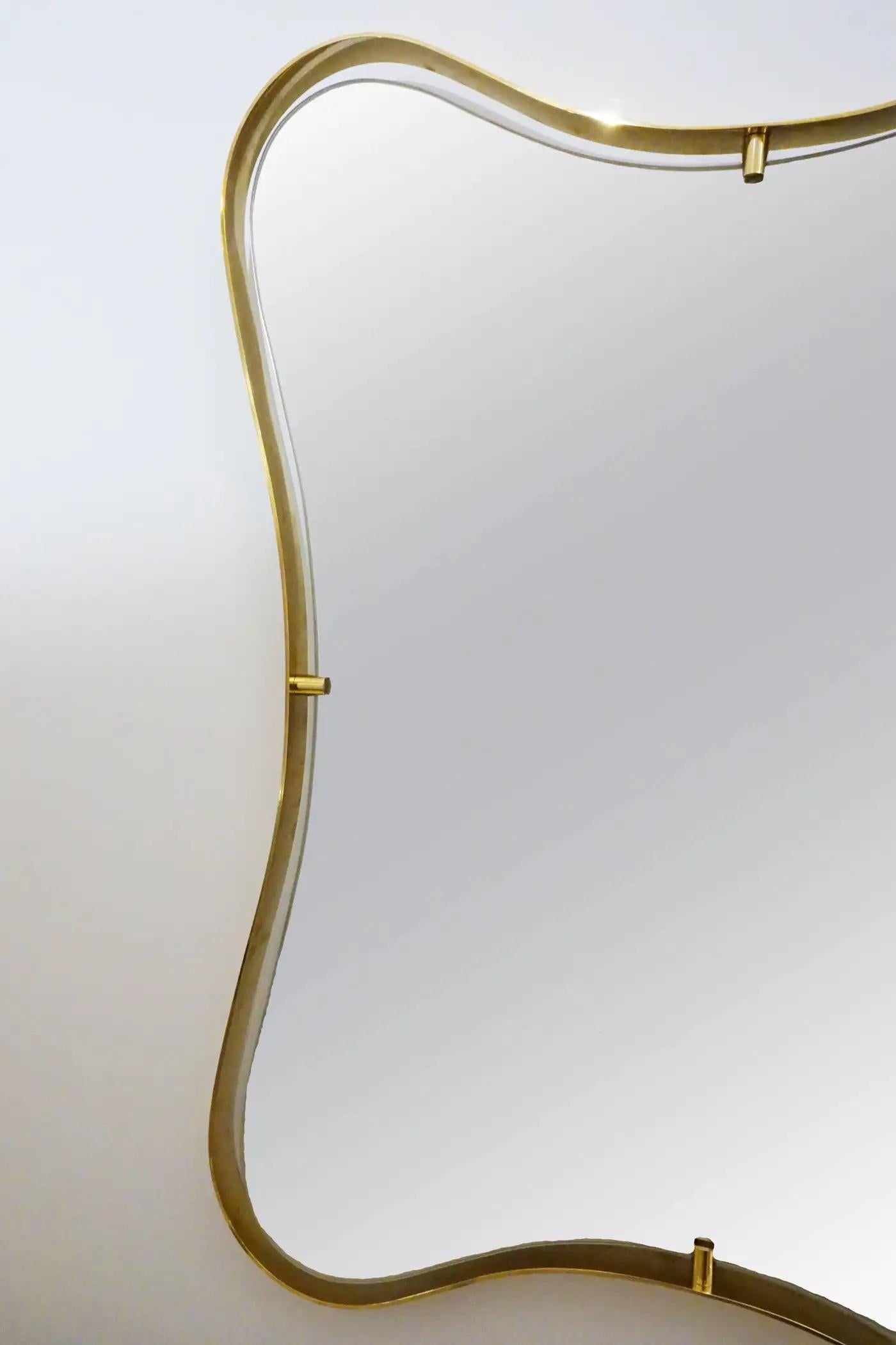 Contemporary Modern Italian Minimalist Brass Mirror with Organic Asymmetric Curved Frame For Sale