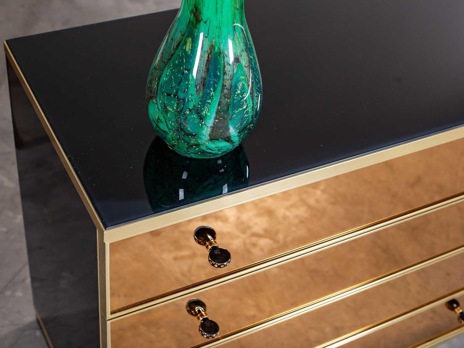 Modern Italian Mirror Glass Three-Drawer Chest from Italy, circa 1975 For Sale 5