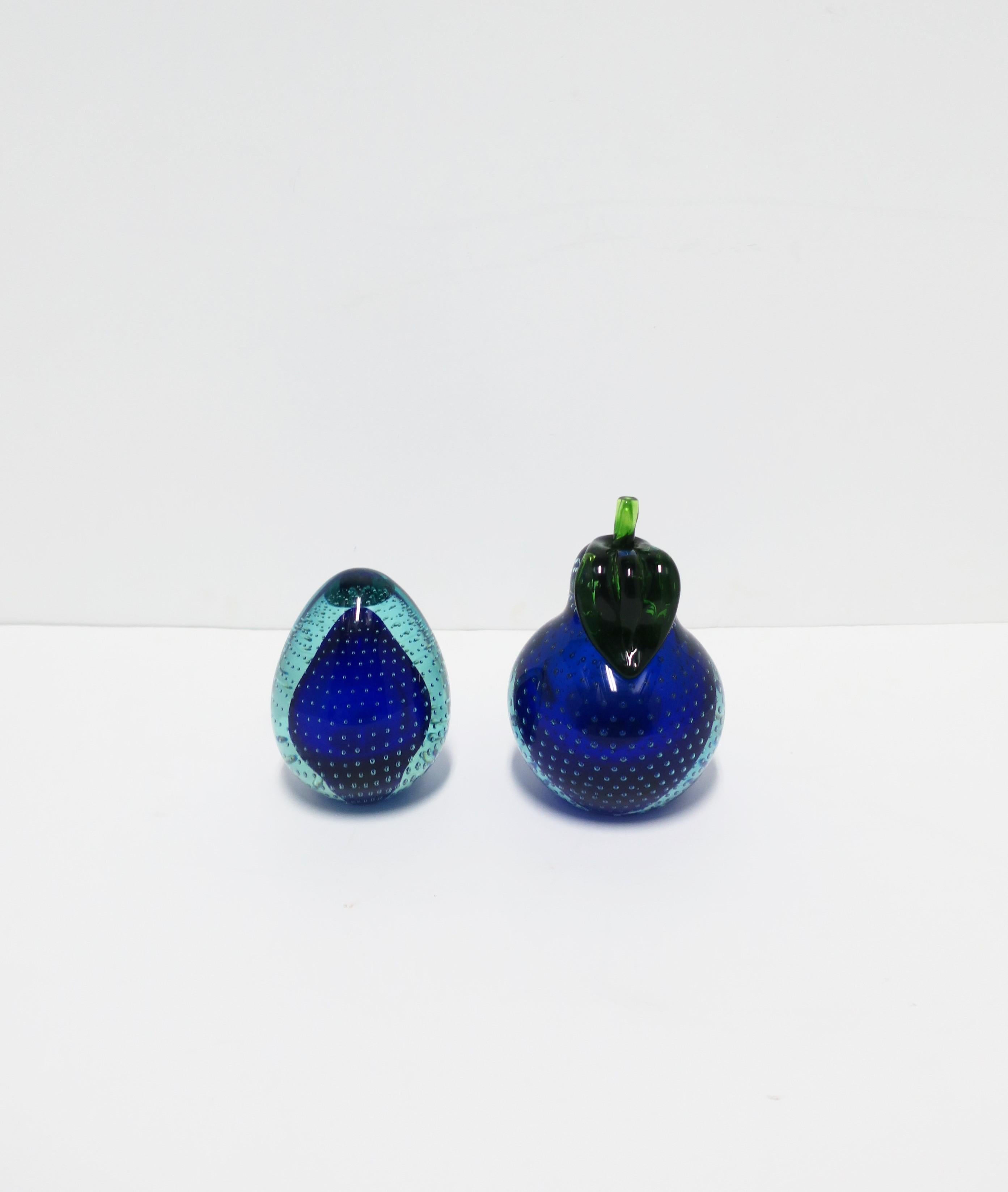 Italian Murano Blue Art Glass Pear Fruit Decorative Objects or Bookends For Sale 7