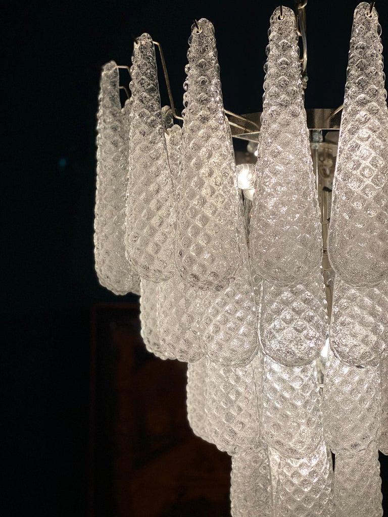 Lustre italien moderne de Murano, 52 pétales de verre pendantes, 1970 en vente 1