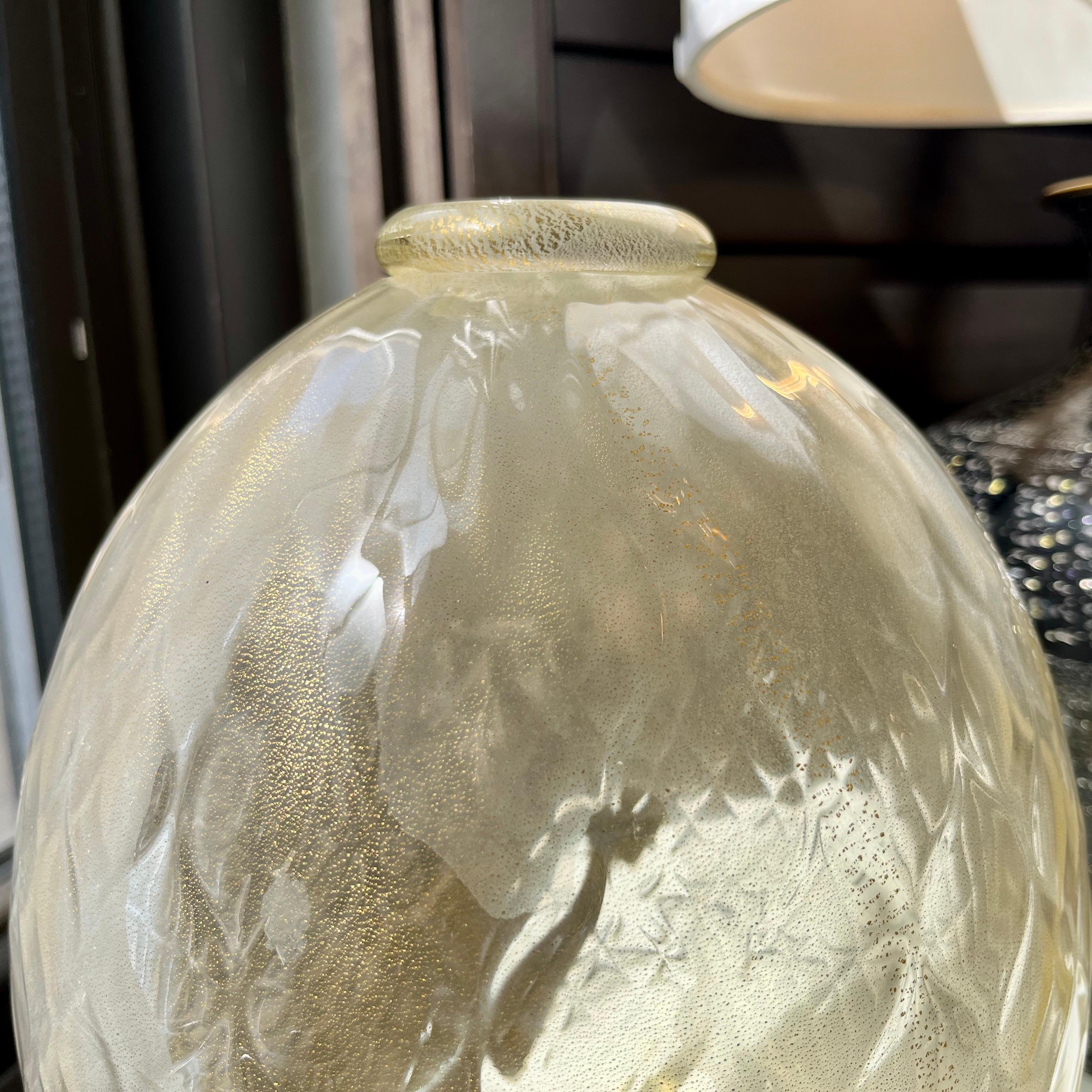 Modern Italian Pair of Gold Honeycomb Murano Glass Organic Round Vases For Sale 7