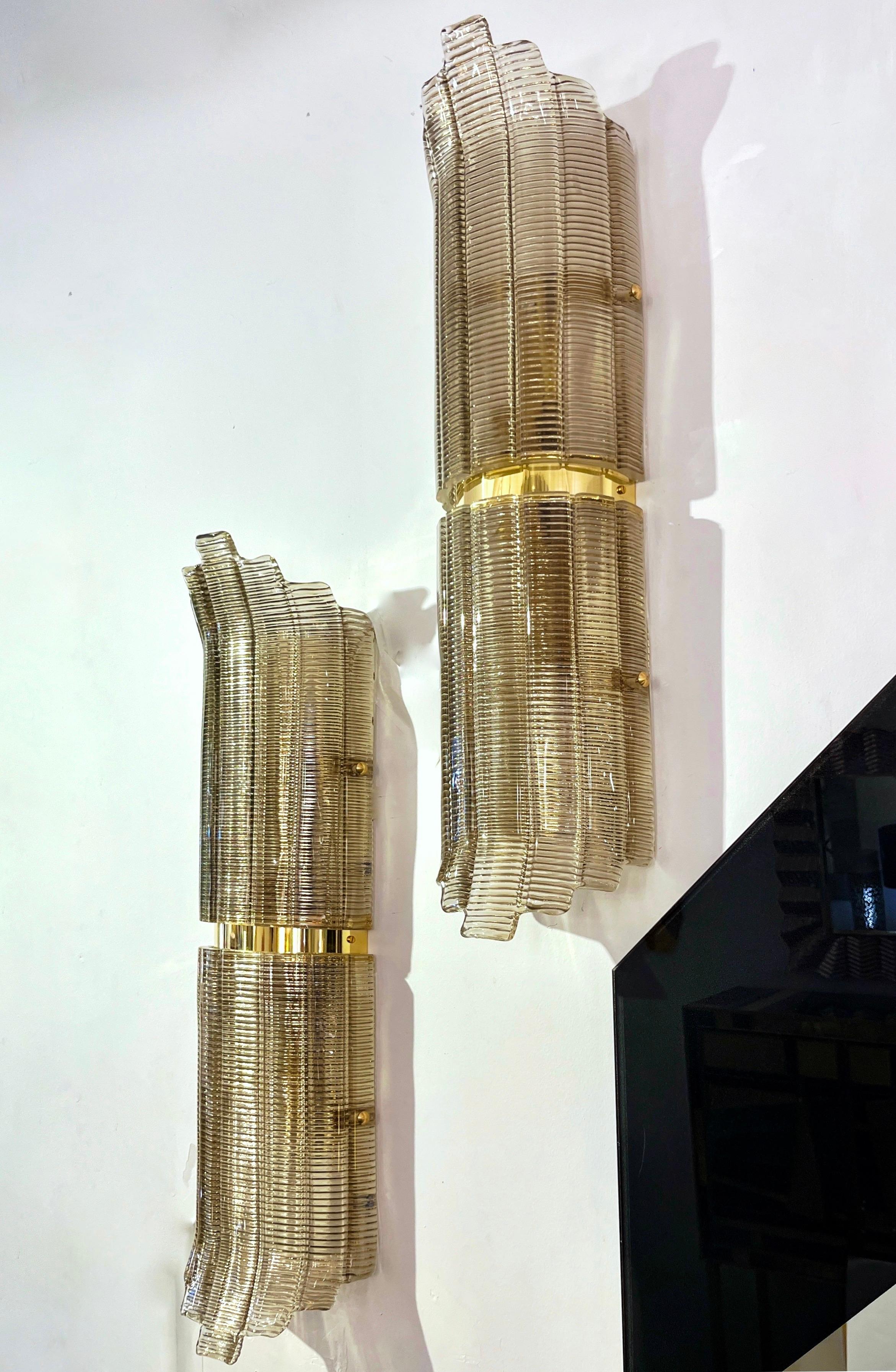 Coppia di lampade da parete/soffitto in ottone con vetro di Murano fumé in vendita 7