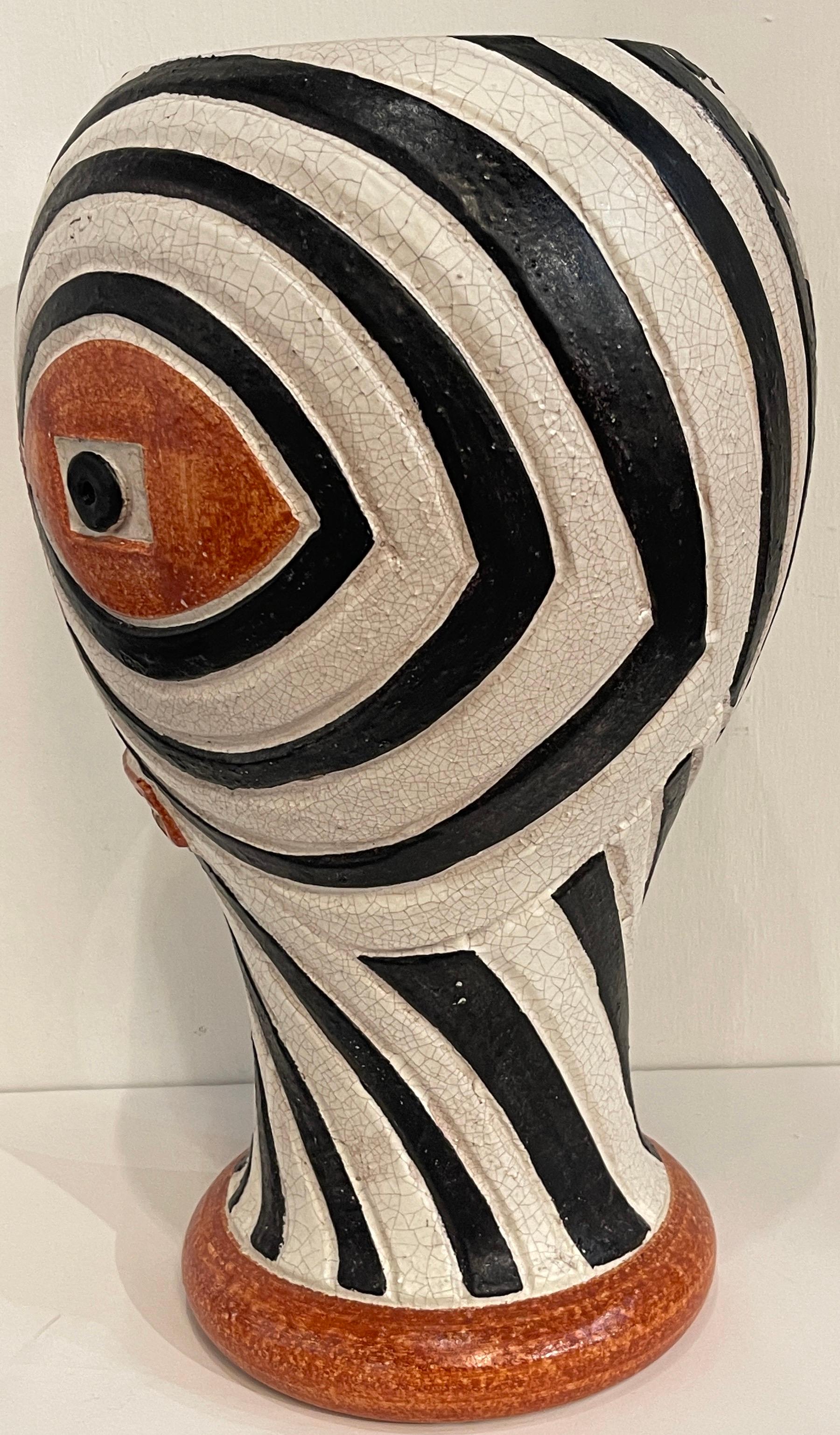 Modern Italian Pottery Mask Motif Vase, by ND Dolfi In Good Condition In West Palm Beach, FL