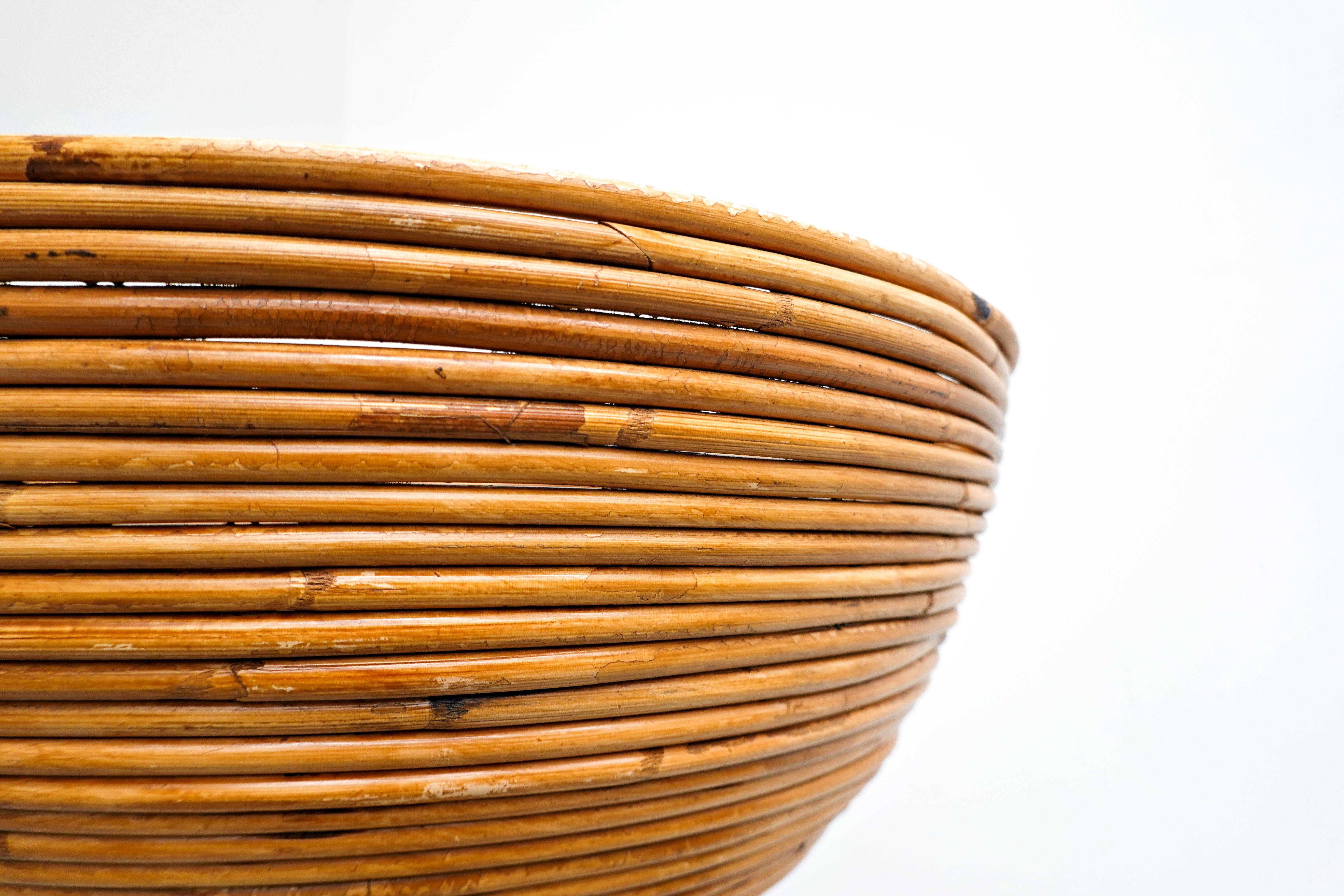 21st Century Modern Italian Brown Rattan Floor Lamp In New Condition For Sale In Brussels, BE
