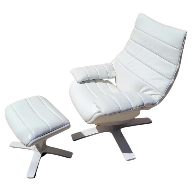 Modern Italian Re-vive Lounge Chair and Ottoman By Natuzzi Newly Upholstered