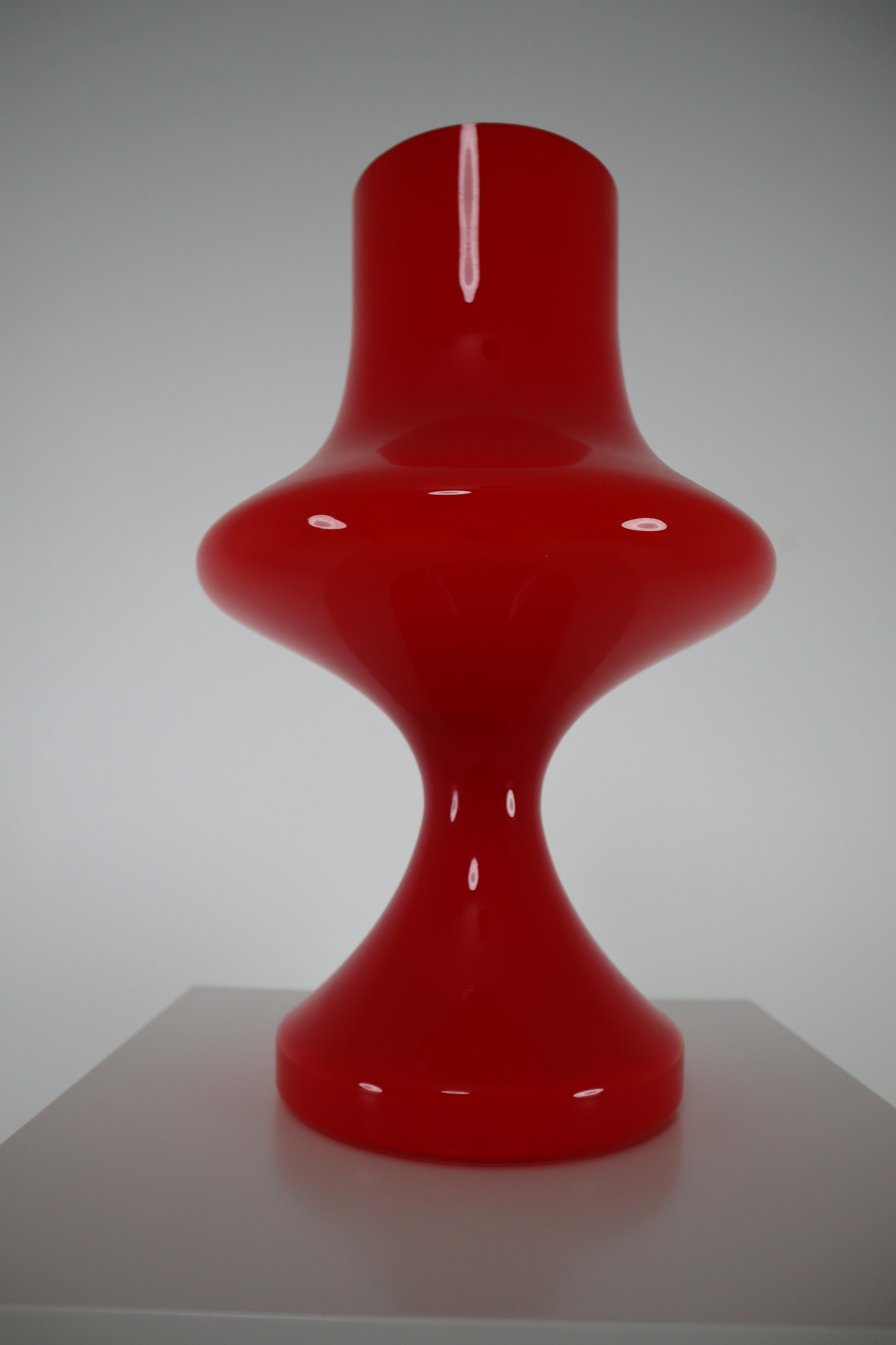 Modern Italian Red Table Lamp in Glass, 1970s 2