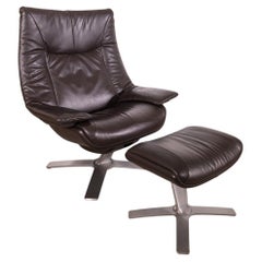 Used Modern Italian Revive Lounge Chair and Ottoman by Natuzzi Italia Furniture