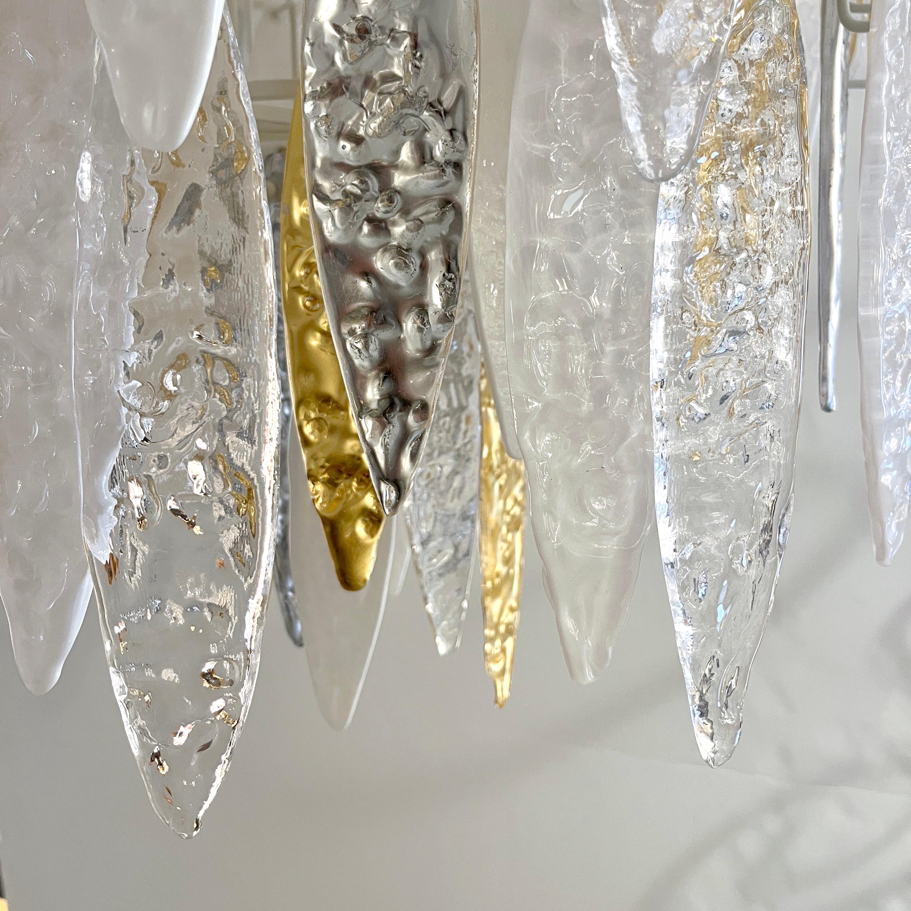 Lampadario moderno italiano in argento, oro, cristallo bianco satinato, vetro di Murano, Iciclo in vendita 5