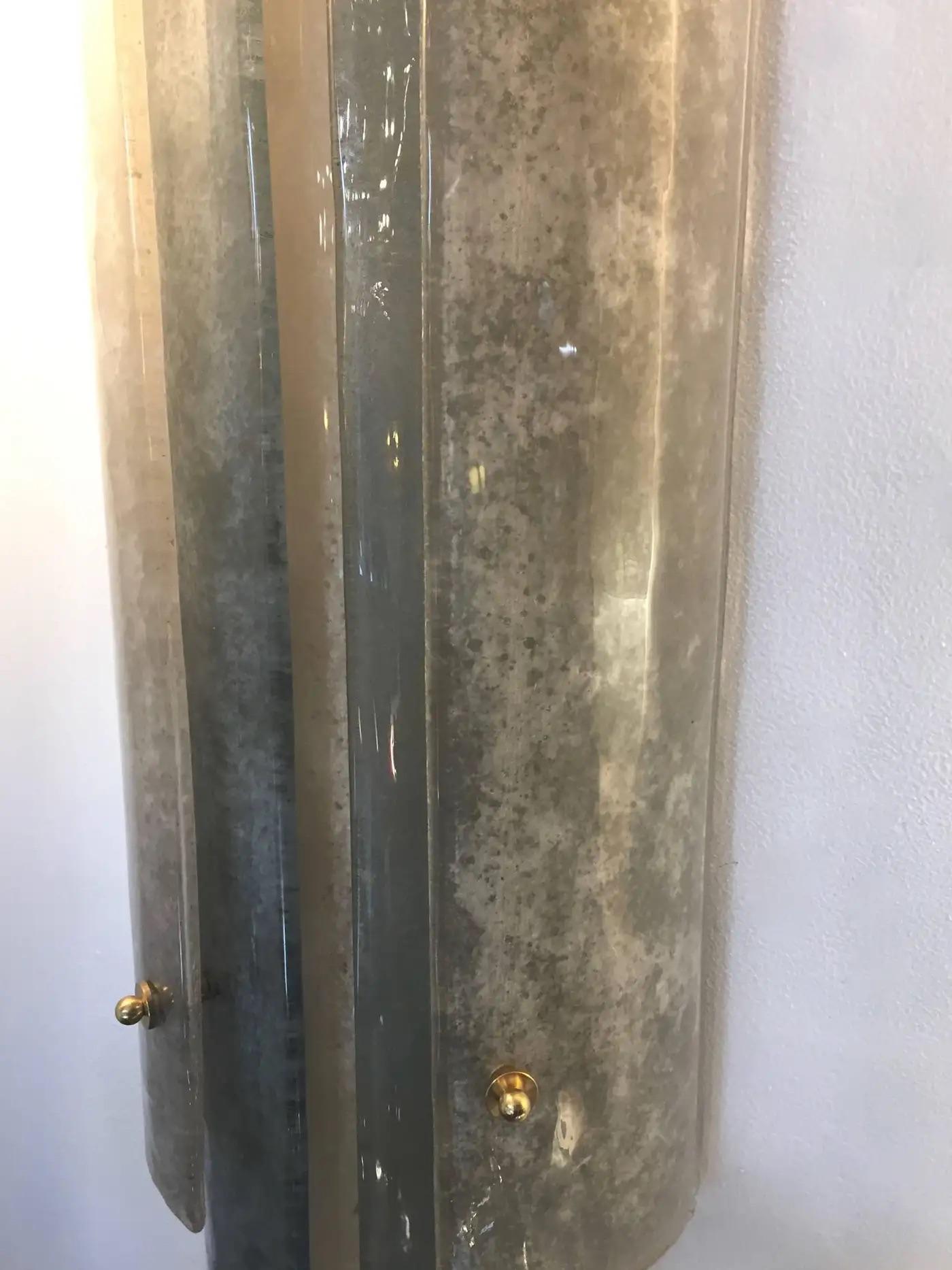 Aplique Alto Italiano Moderno Blanco Azul Gris en Cristal de Murano Esmerilado en venta 3