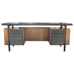 Modern Italian Two-Tone Eight-Drawer Floating Executive Desk, Paolo Buffa Style