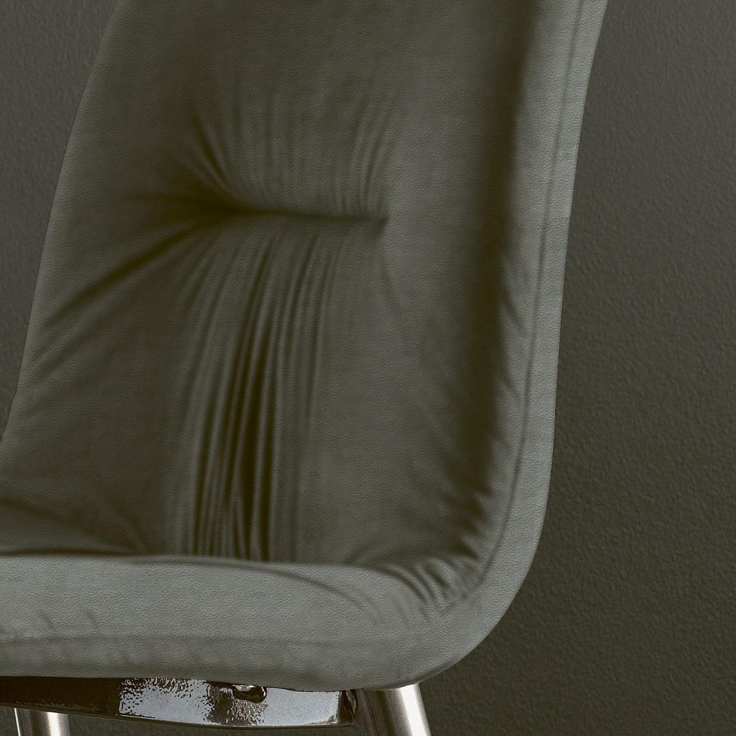 Laqué Chaise italienne moderne tapissée de la collection Bontempi Casa en vente