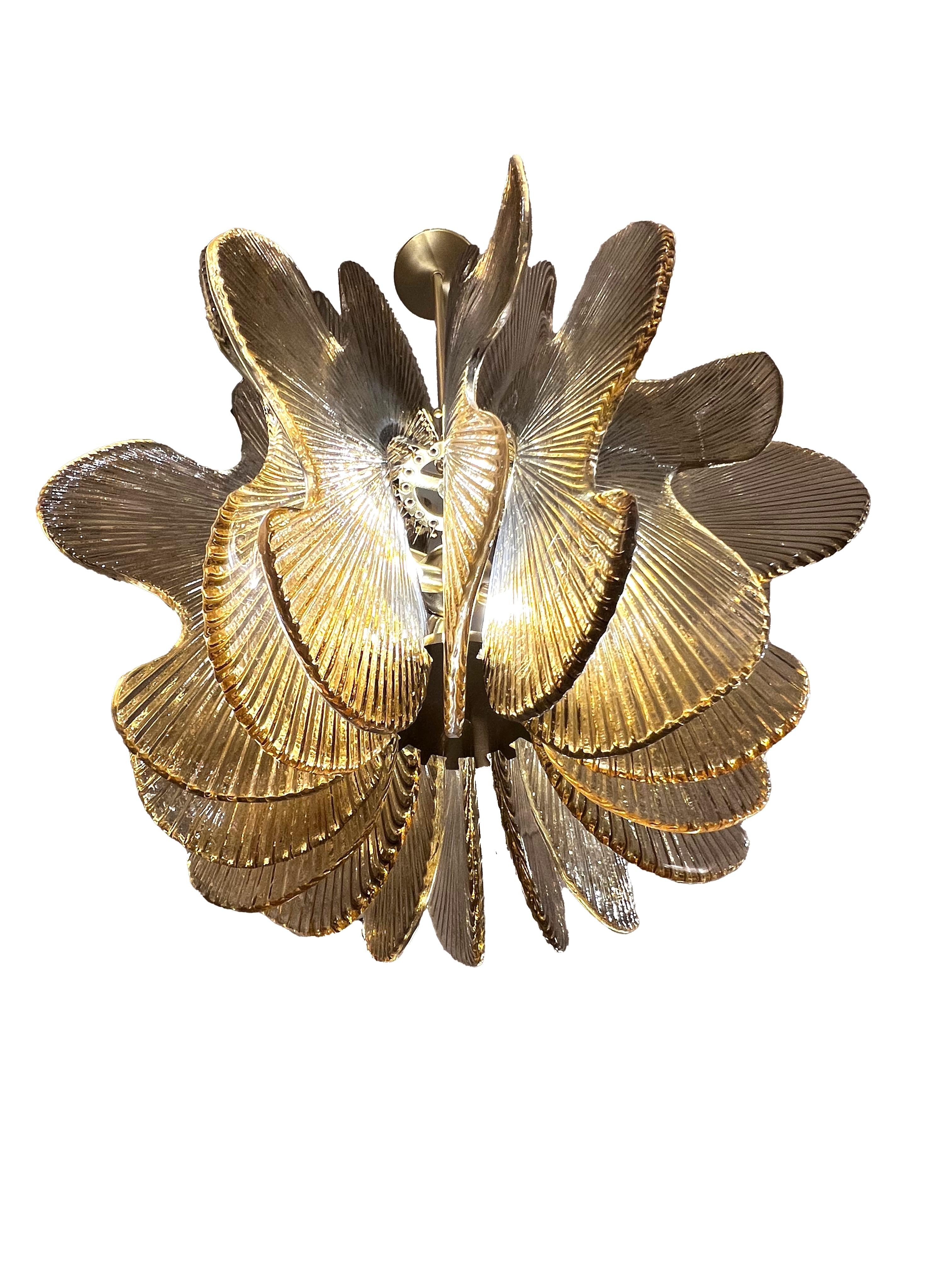 Brushed Modern Italian Wavy Beige Textured Murano Glass Satin Brass Pendant/Chandelier For Sale