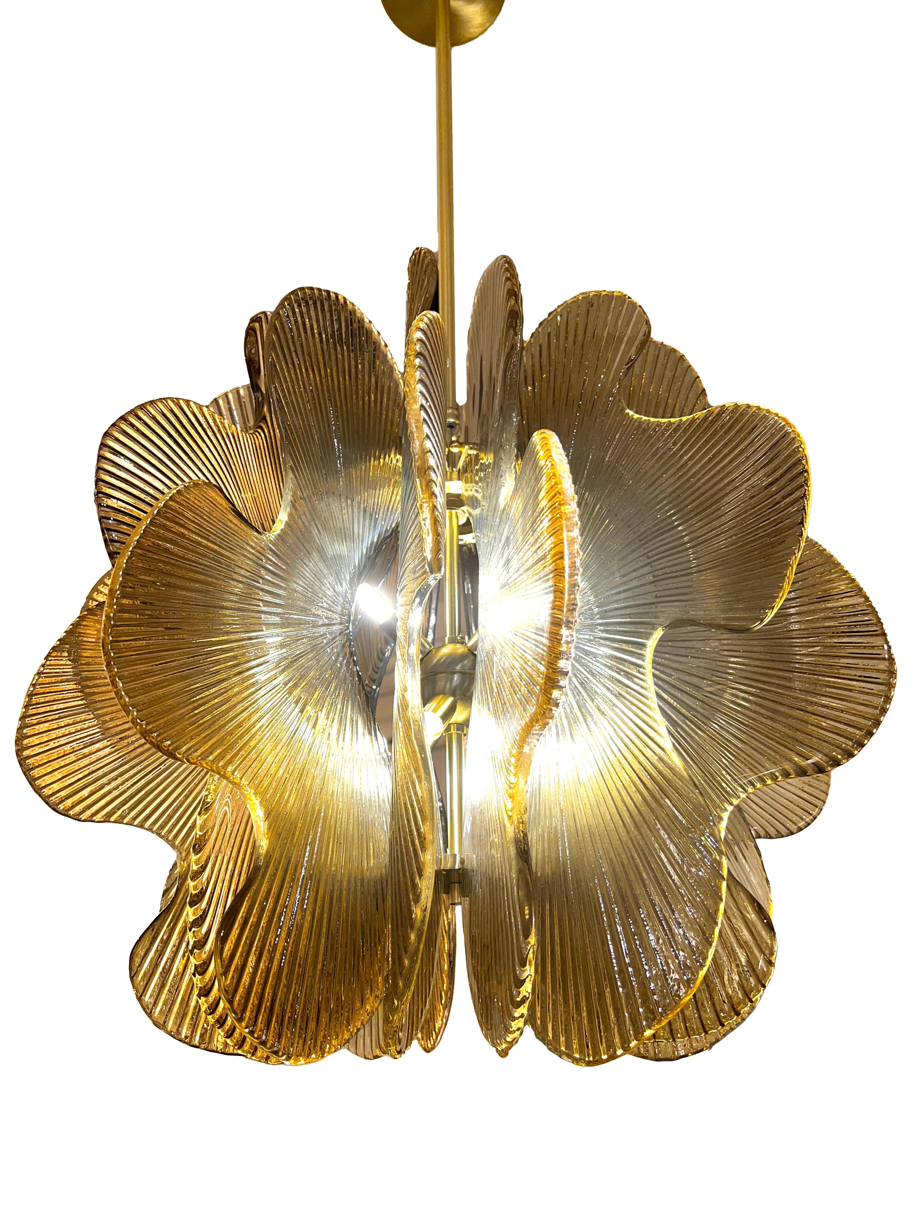 Modern Italian Wavy Beige Textured Murano Glass Satin Brass Pendant/Chandelier For Sale 2