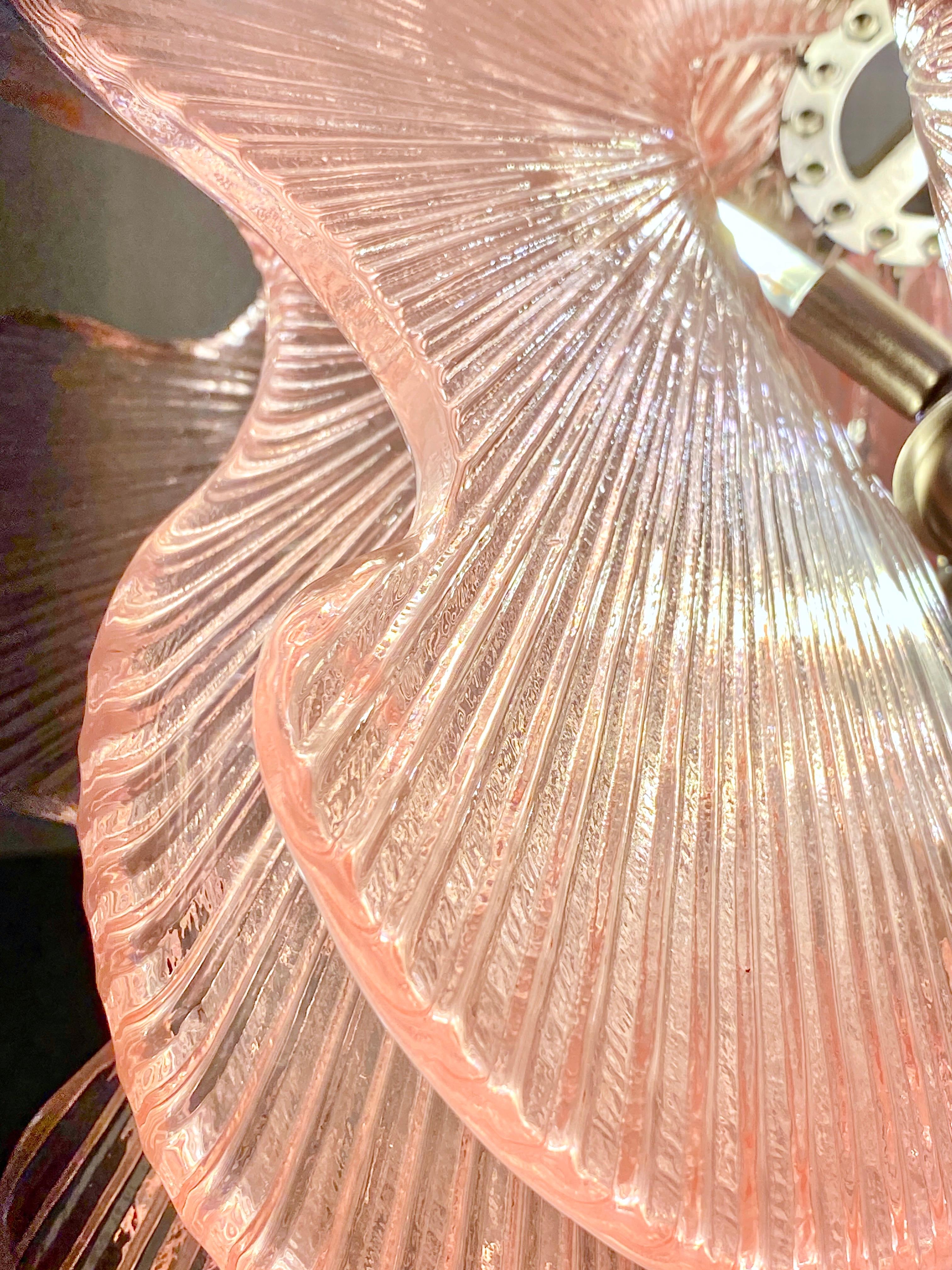 XXIe siècle et contemporain Lustre/lustre italien moderne en verre de Murano texturé rose marine et nickel satiné en vente