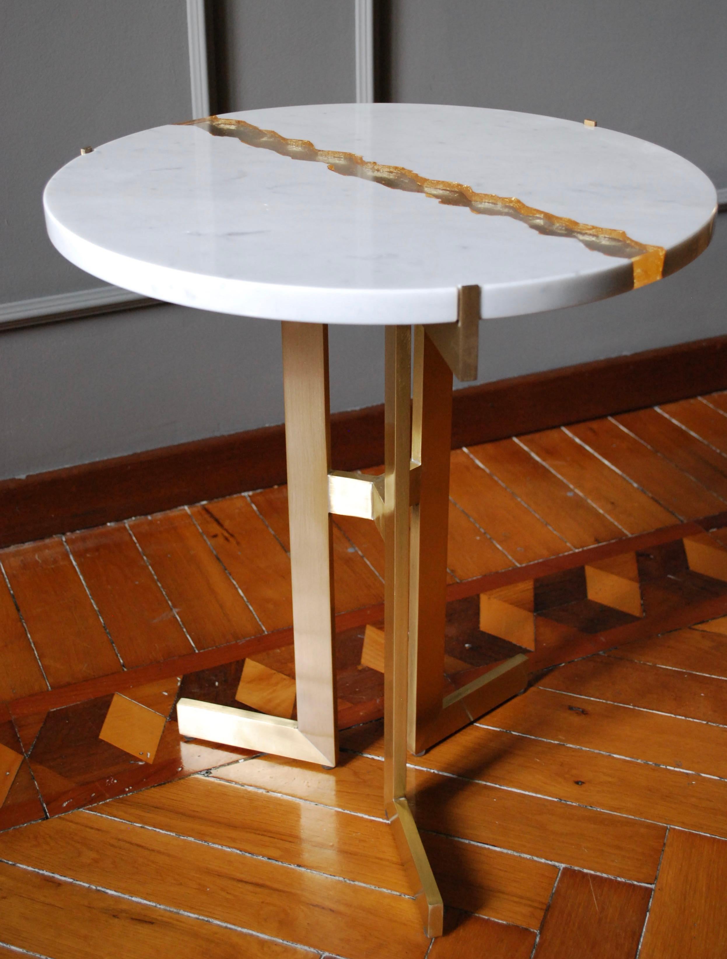 Contemporary Modern Italian White Marble Gold Resin Split Side Table on Satin Brass Tripod