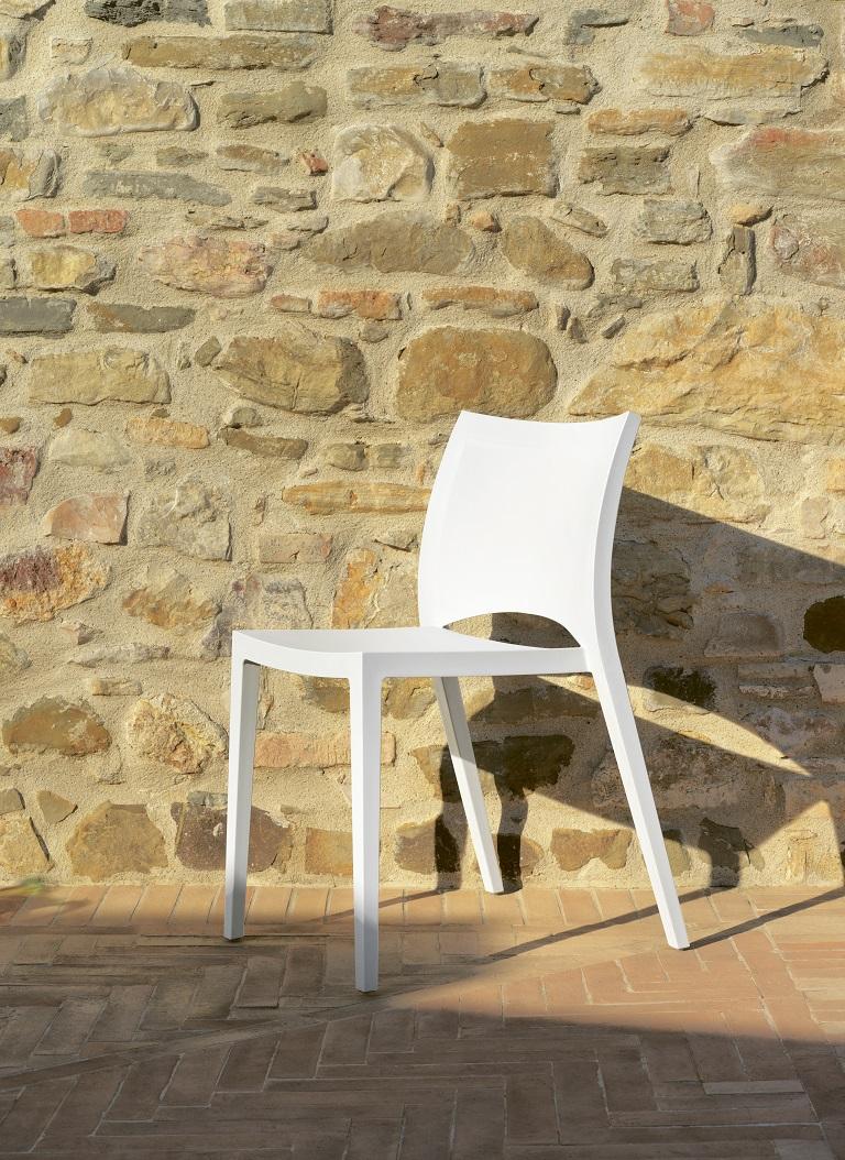 Autre Chaise moderne italienne en polypropylène blanc de la collection Bontempi en vente
