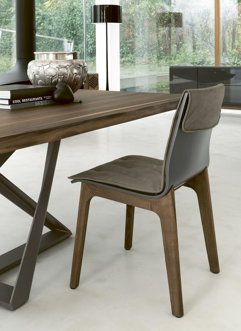 Modern Italian Wooden Chair from Bontempi Casa Collection For Sale at