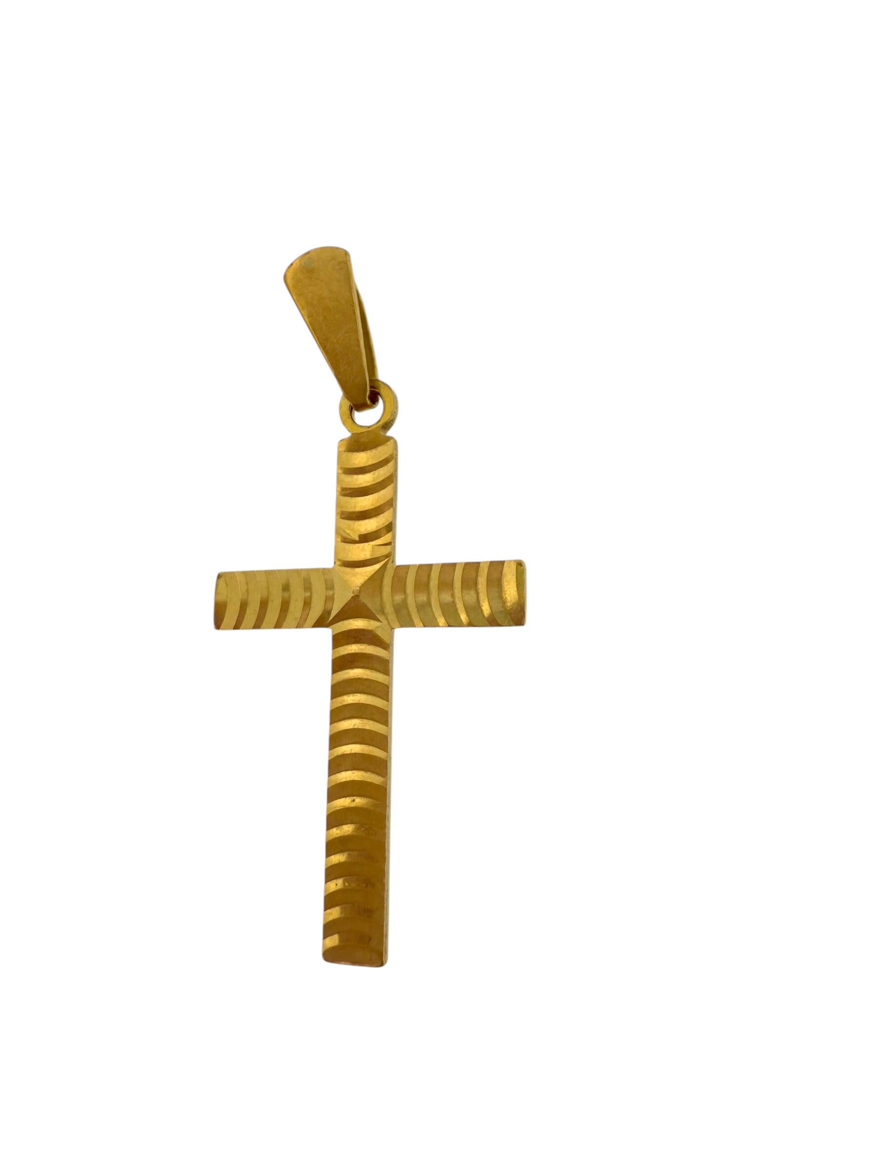 Croix italienne moderne en or jaune au design géométrique Unisexe en vente