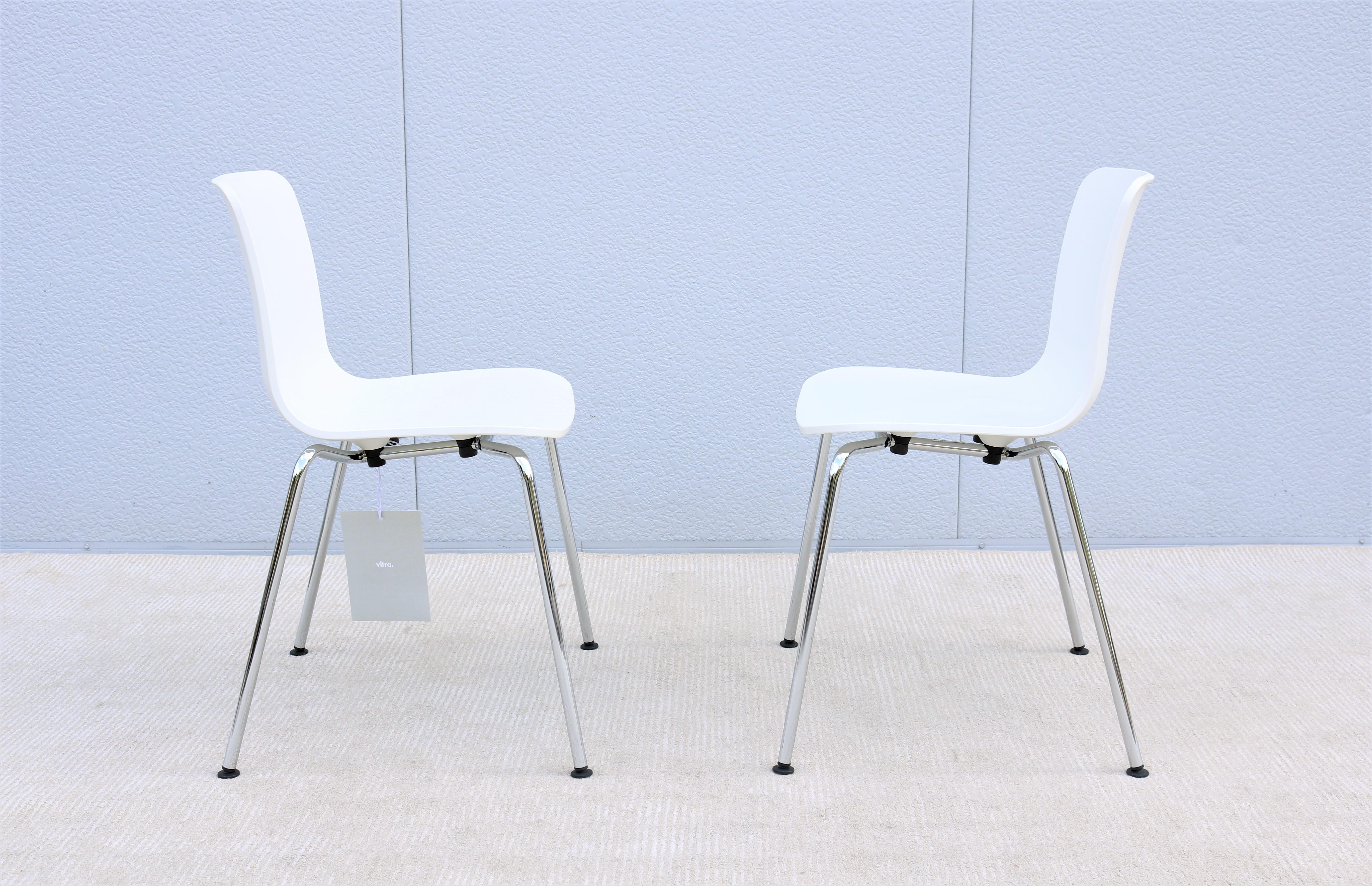 Modern Italy Jasper Morrison for Vitra HAL Tube Stackable Dining Chairs - a Pair For Sale 6