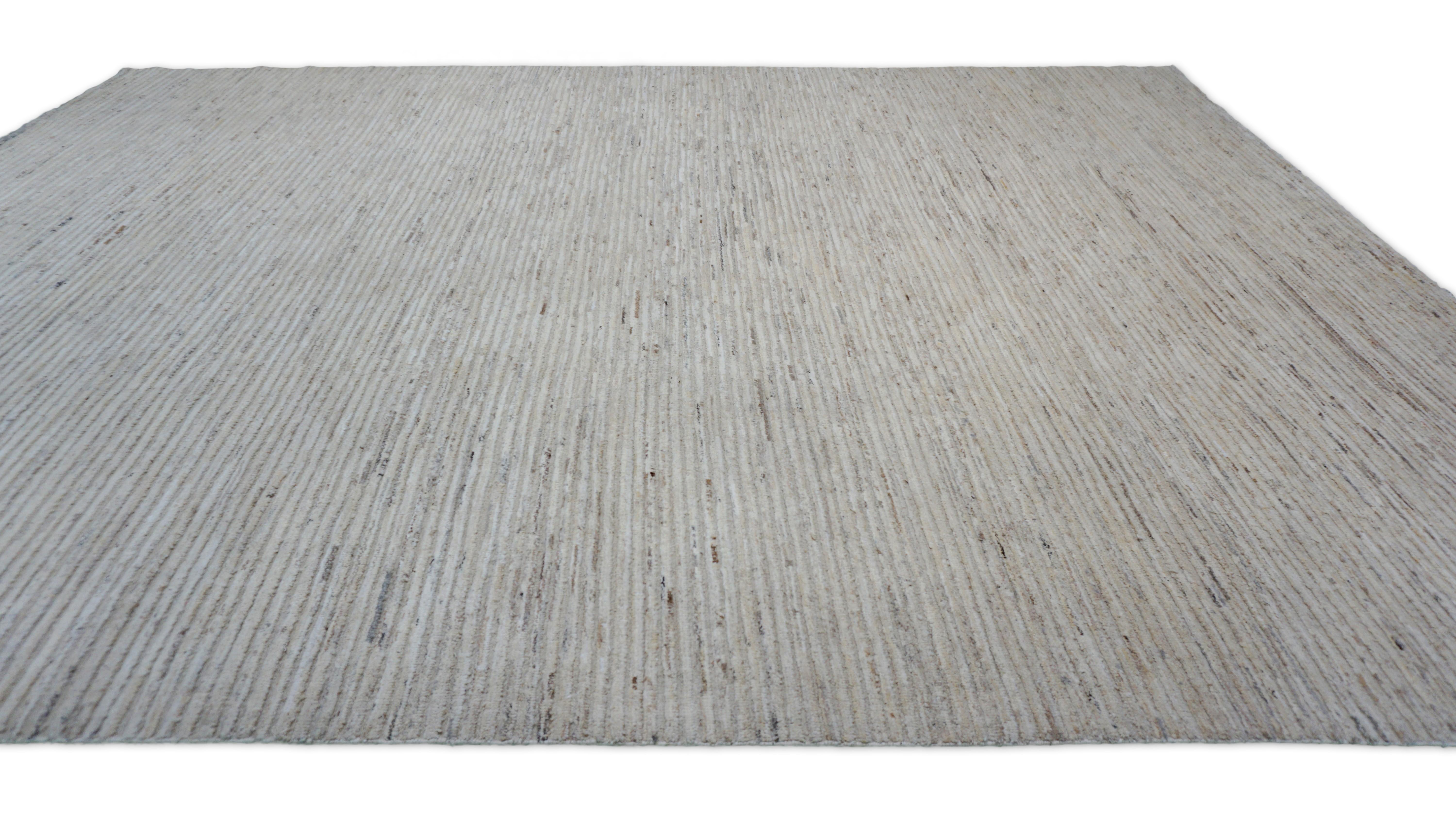Modern Ivory and Earth Tones Textured High Low Wool Rug 9'x12'2'' In New Condition For Sale In Torrance, CA