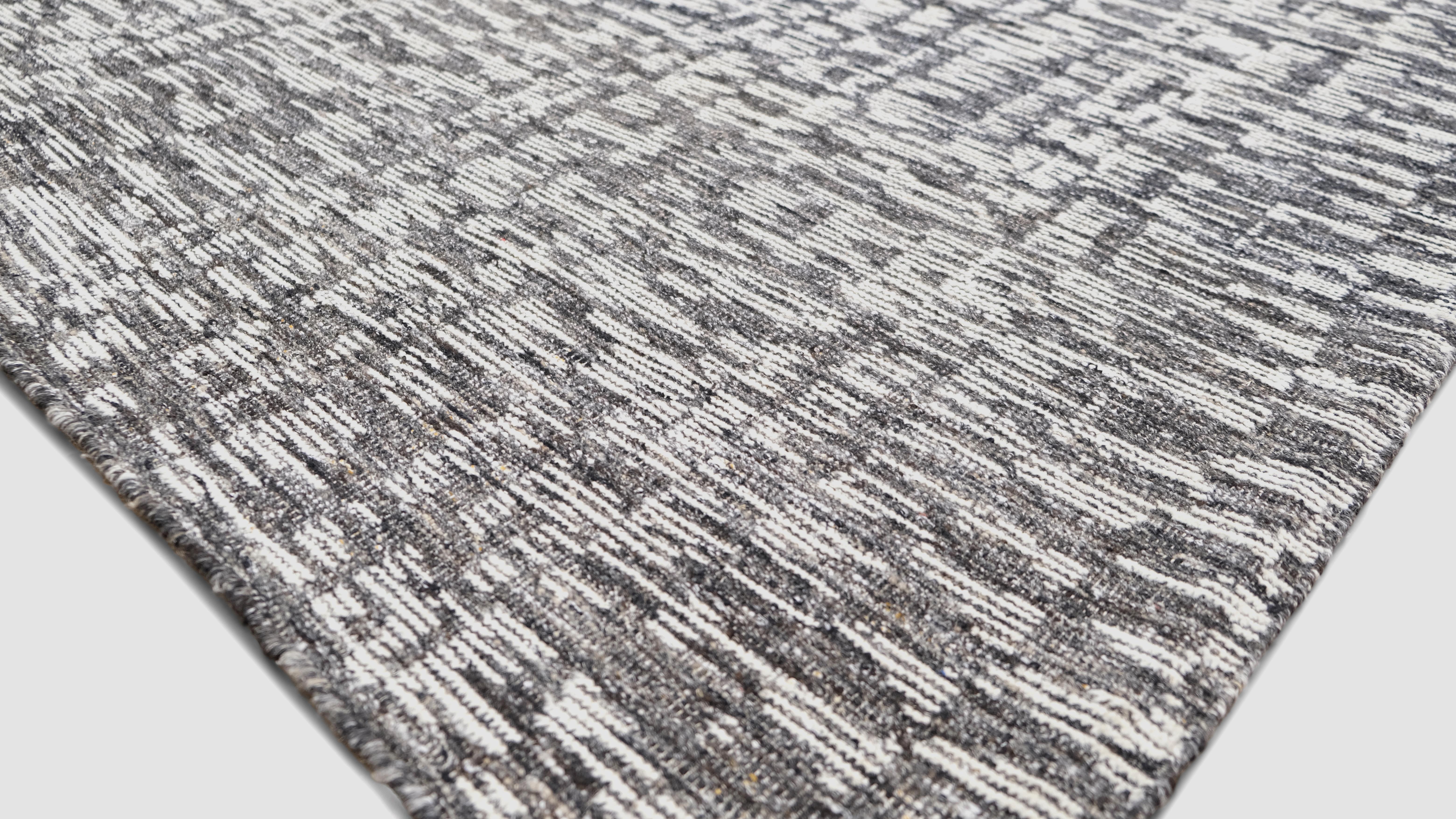 Moderner elfenbeinfarbener und grauer handgeknüpfter Wollteppich 12'2''x15'9'' (Asiatisch) im Angebot