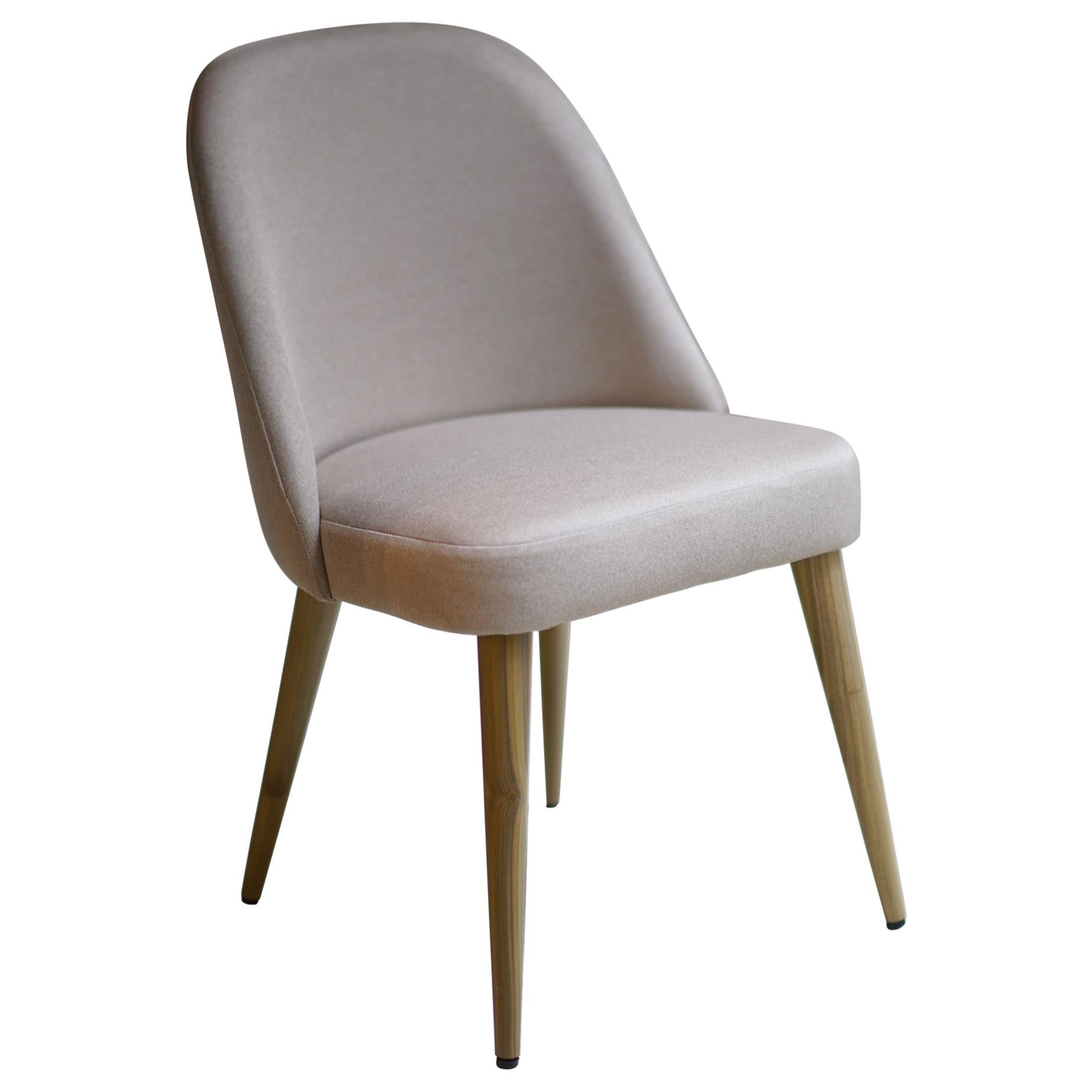 Modern Ivory Beige Fabric Dining Chair with Oak Base