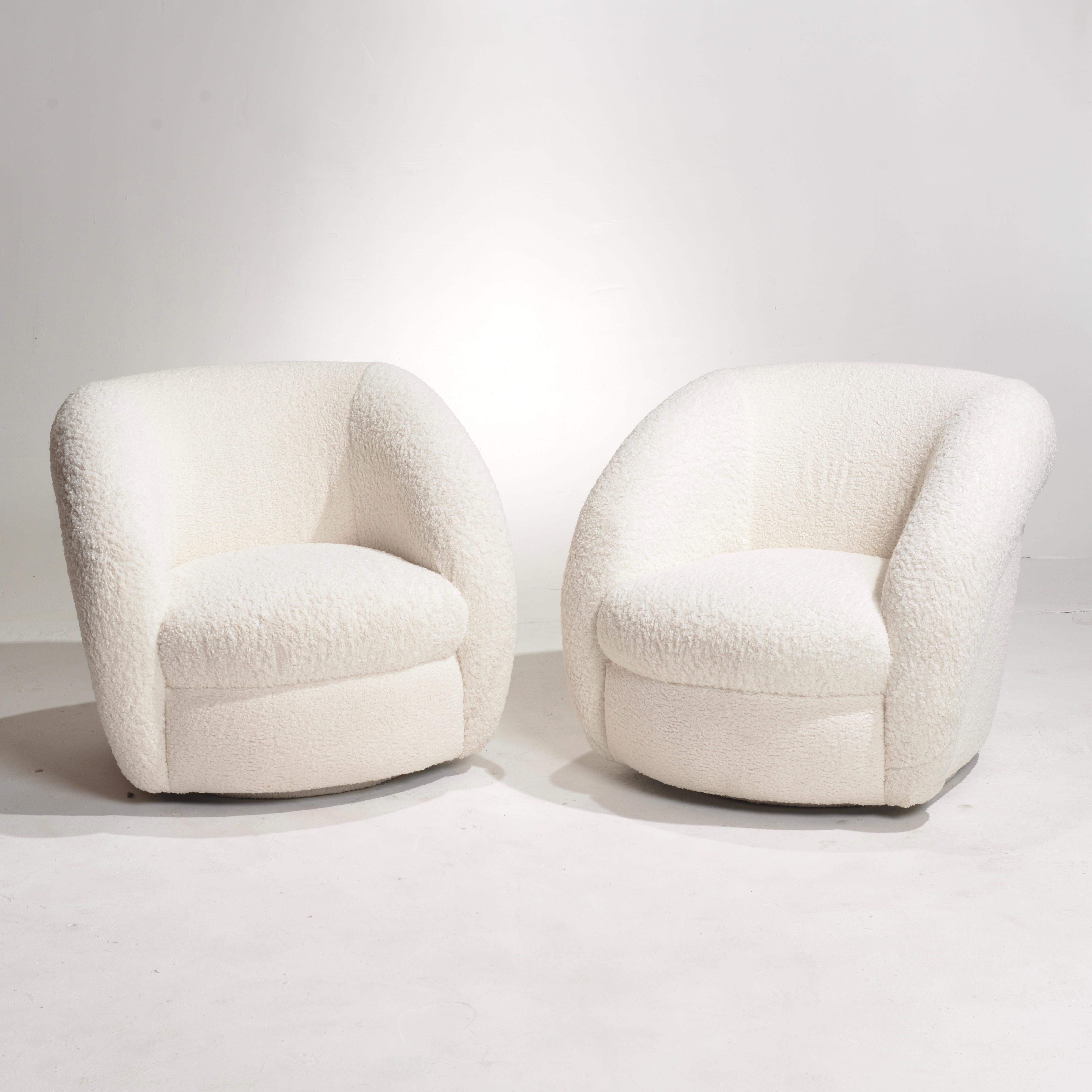 Modern Ivory Bouclé Swivel Chairs For Sale 12