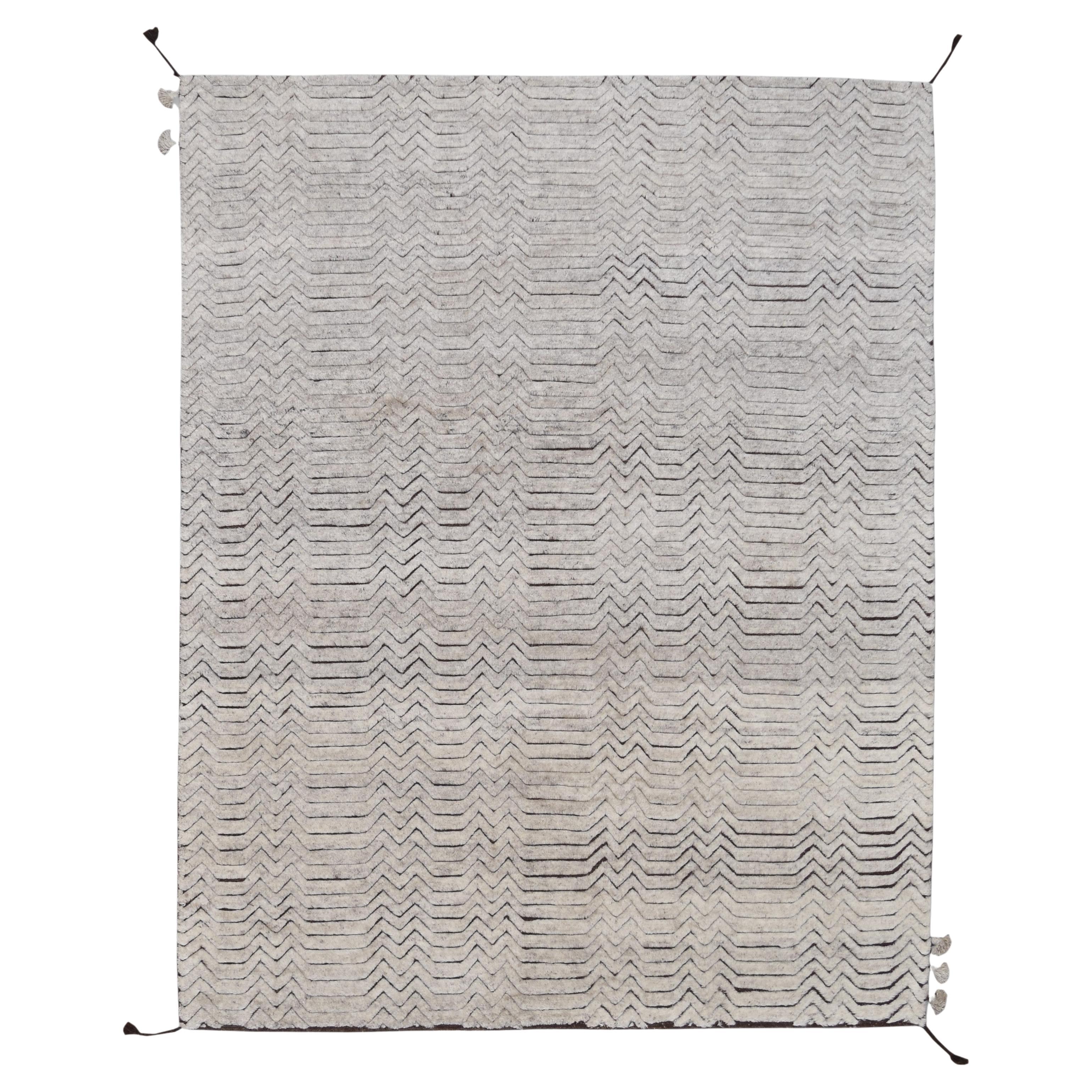 Modern Ivory Grey Chevron Motif Wool Rug 8'x10'