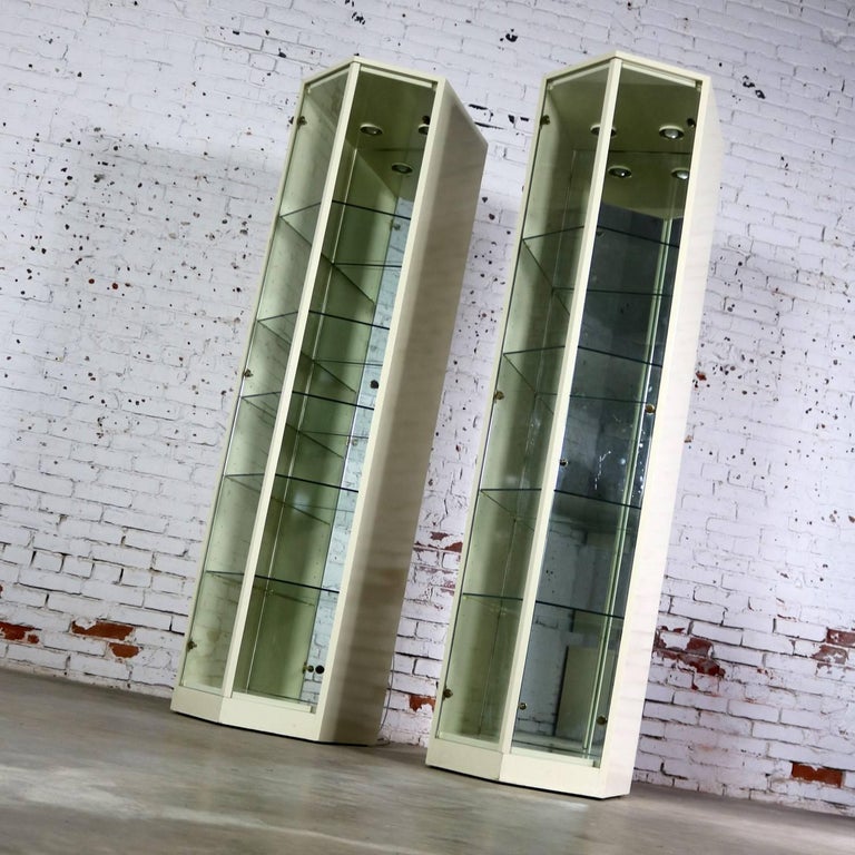 Modern Ivory Lacquered Narrow V Front Lighted Display Cabinets, Pair at ...