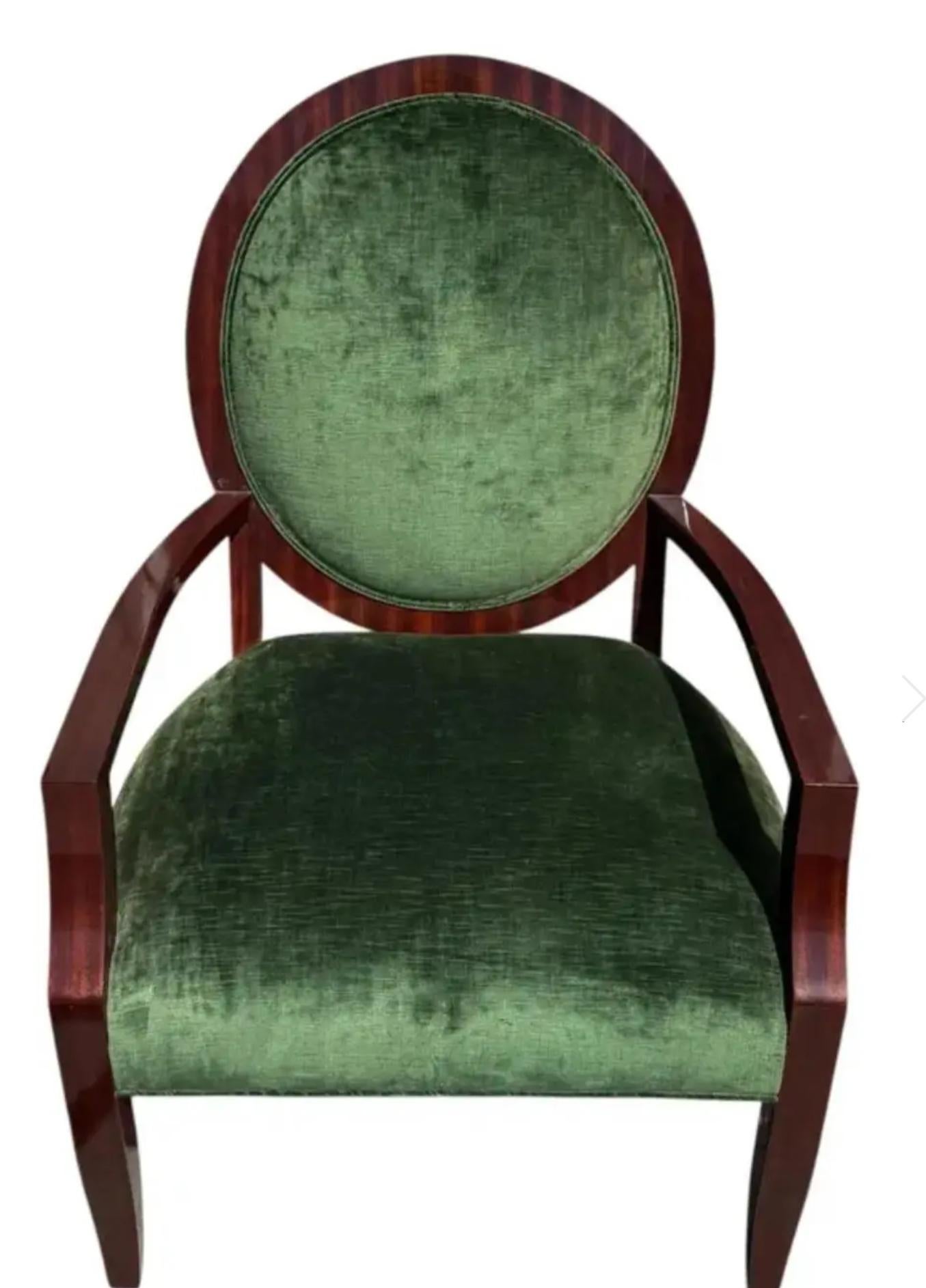 Sillón Moderno J. Robert Scott con Respaldo Globo de Macasar y Terciopelo de Seda Verde en Bueno estado para la venta en LOS ANGELES, CA