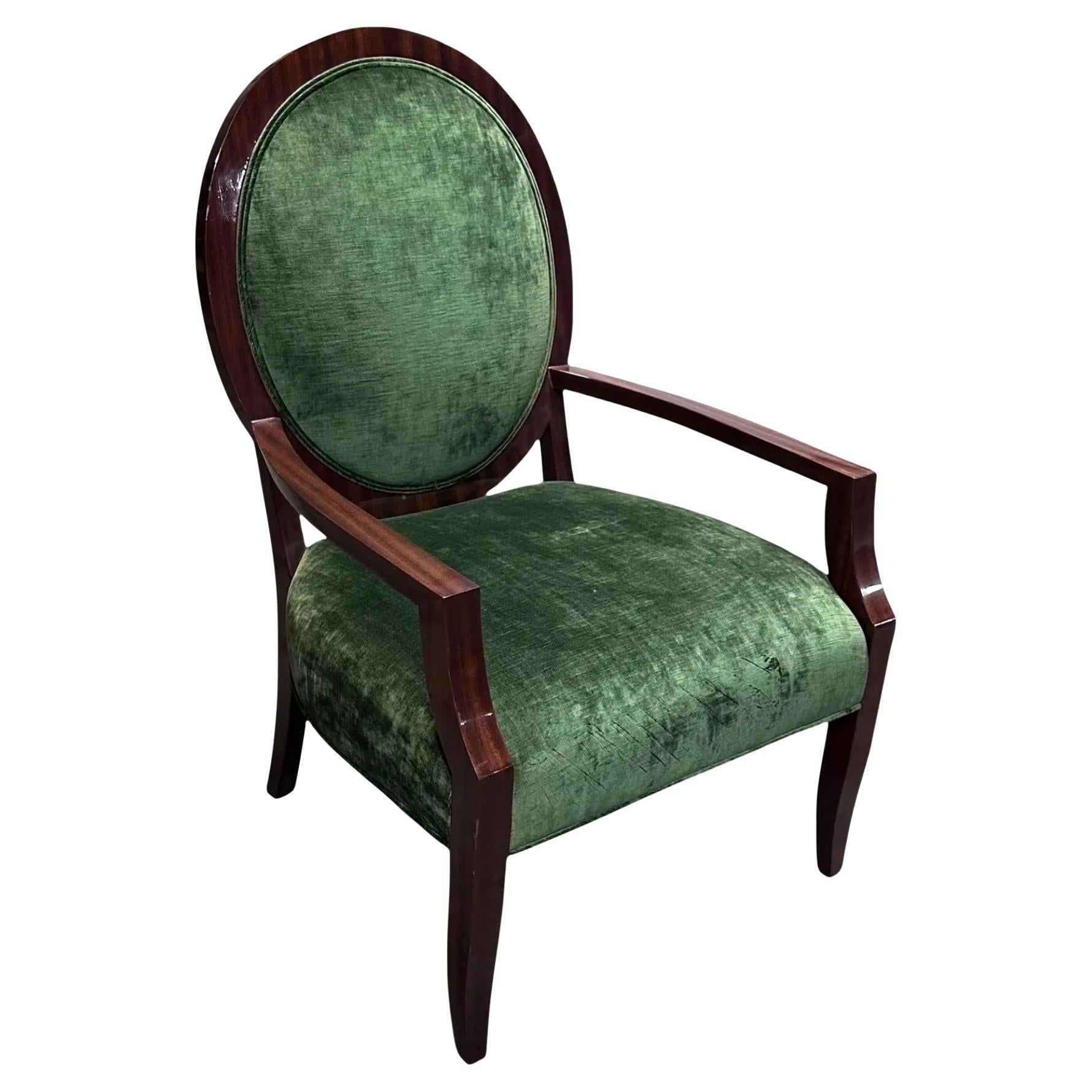 Sillón Moderno J. Robert Scott con Respaldo Globo de Macasar y Terciopelo de Seda Verde en venta