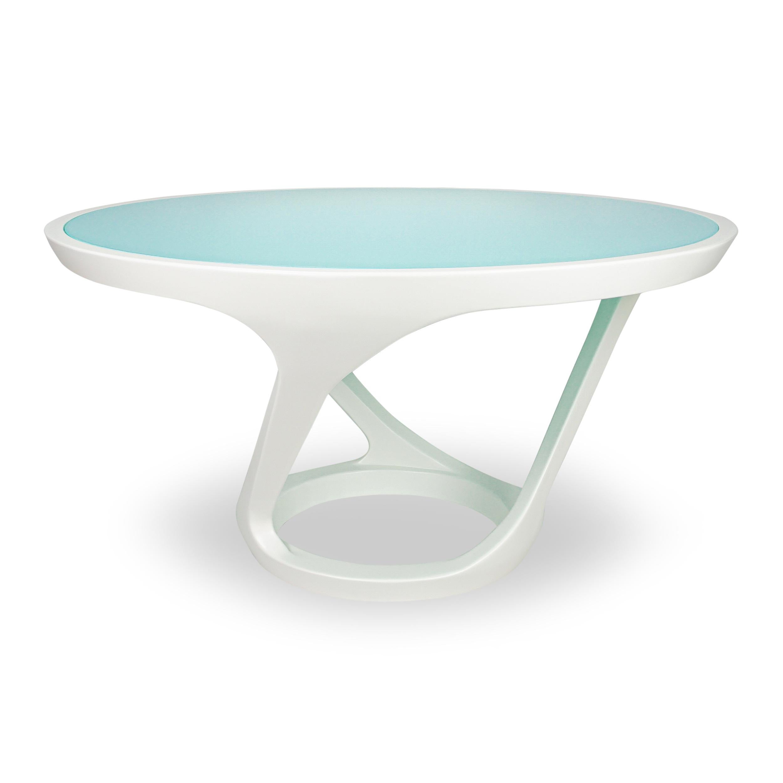 Modern Jamaican Aqua Glass Inset and White Lacquer Dining Table   In New Condition For Sale In Greenwich, CT