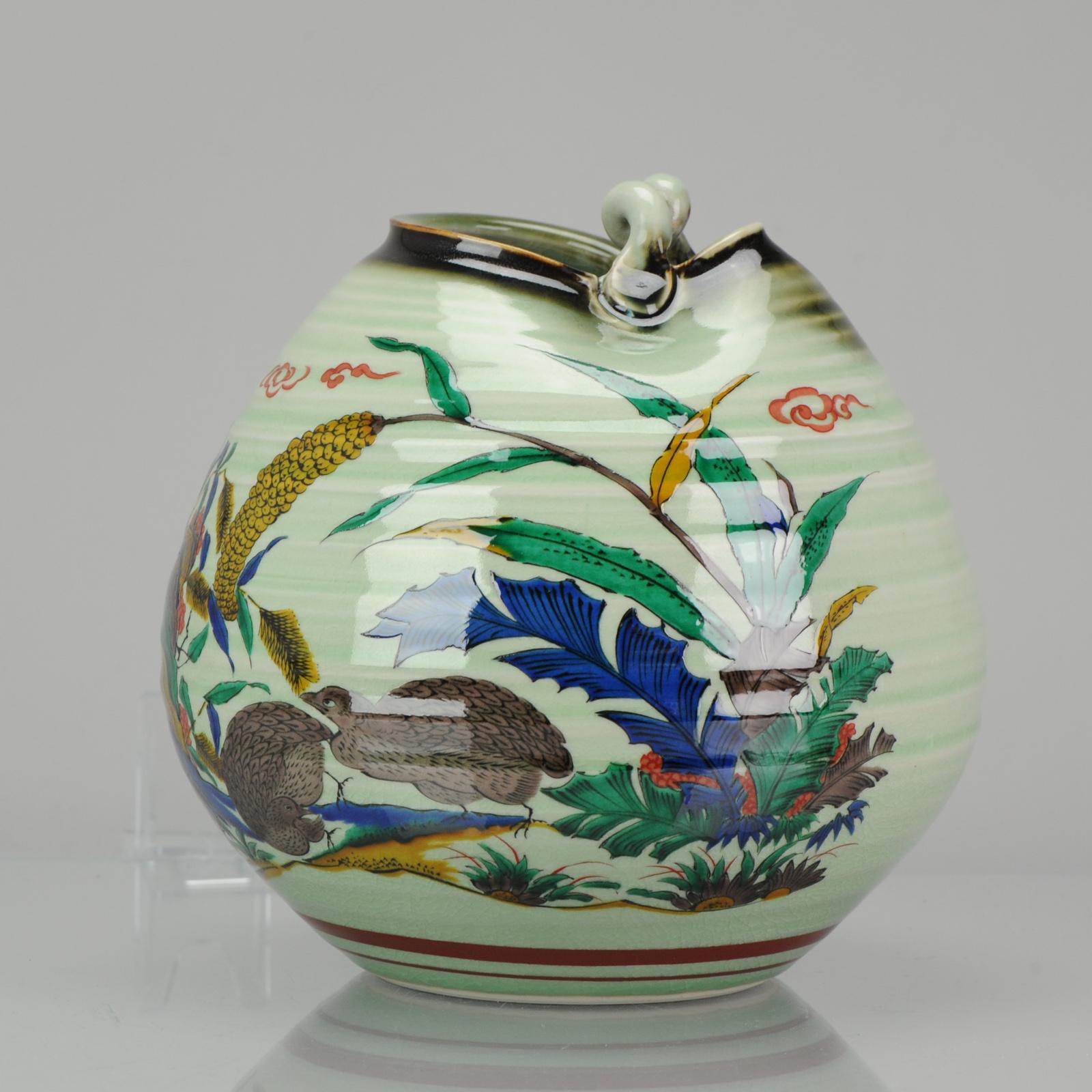 Modern Japanese 21st Century Porcelain Kutani Vase with Two Quails For Sale 5