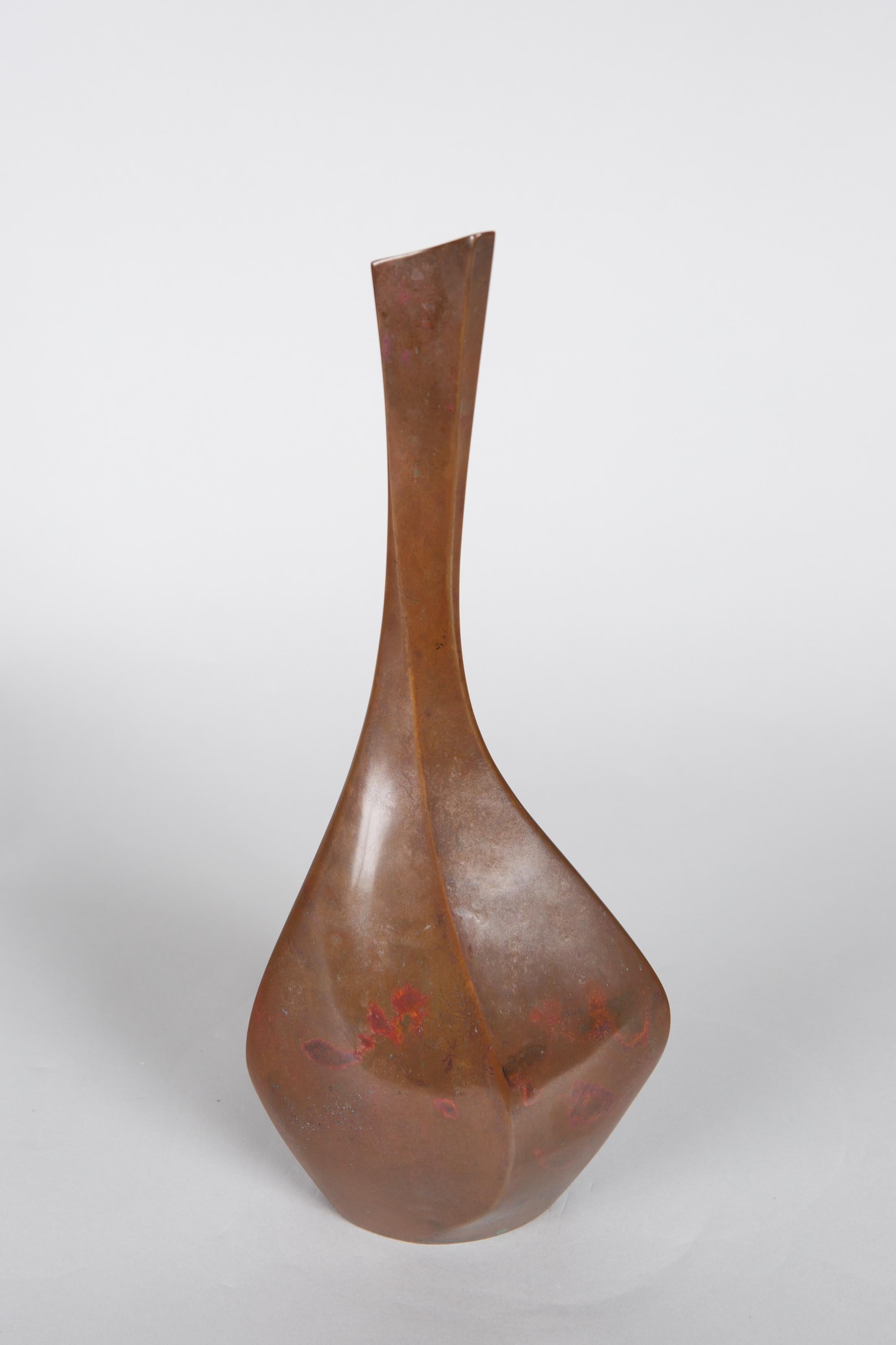 Showa period (1930), modern Japanese bronze bud vase. Graceful, faceted bud vase. Signature reads: Kobayashi Masayoshi. Comes with original wood (kiri) storage box.