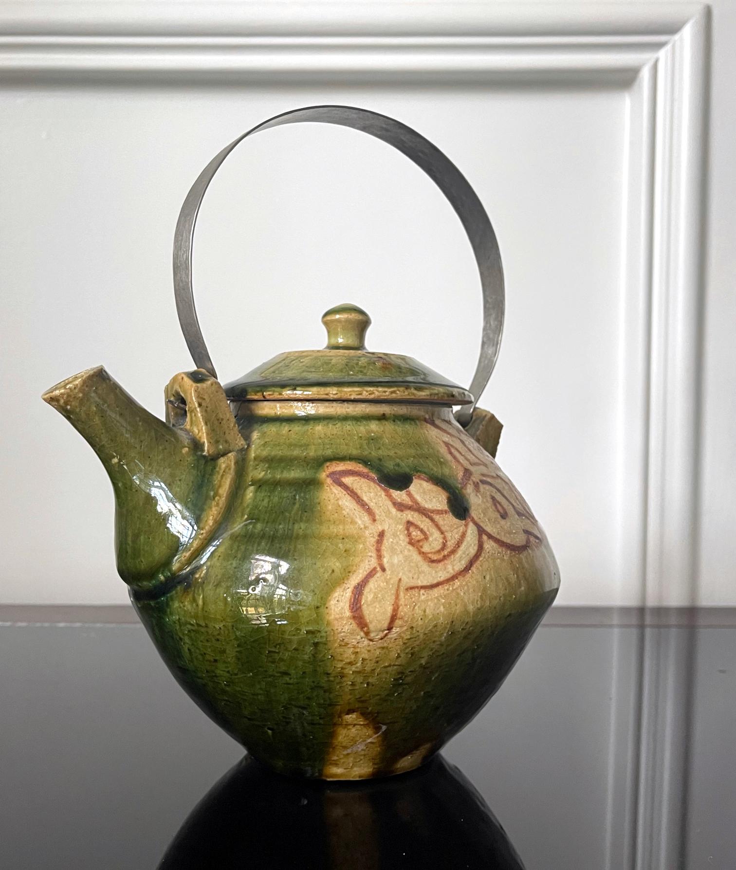 Modern Japanese Studio Pottery Oribe Tea Pot by Ken Matsuzaki In Good Condition For Sale In Atlanta, GA