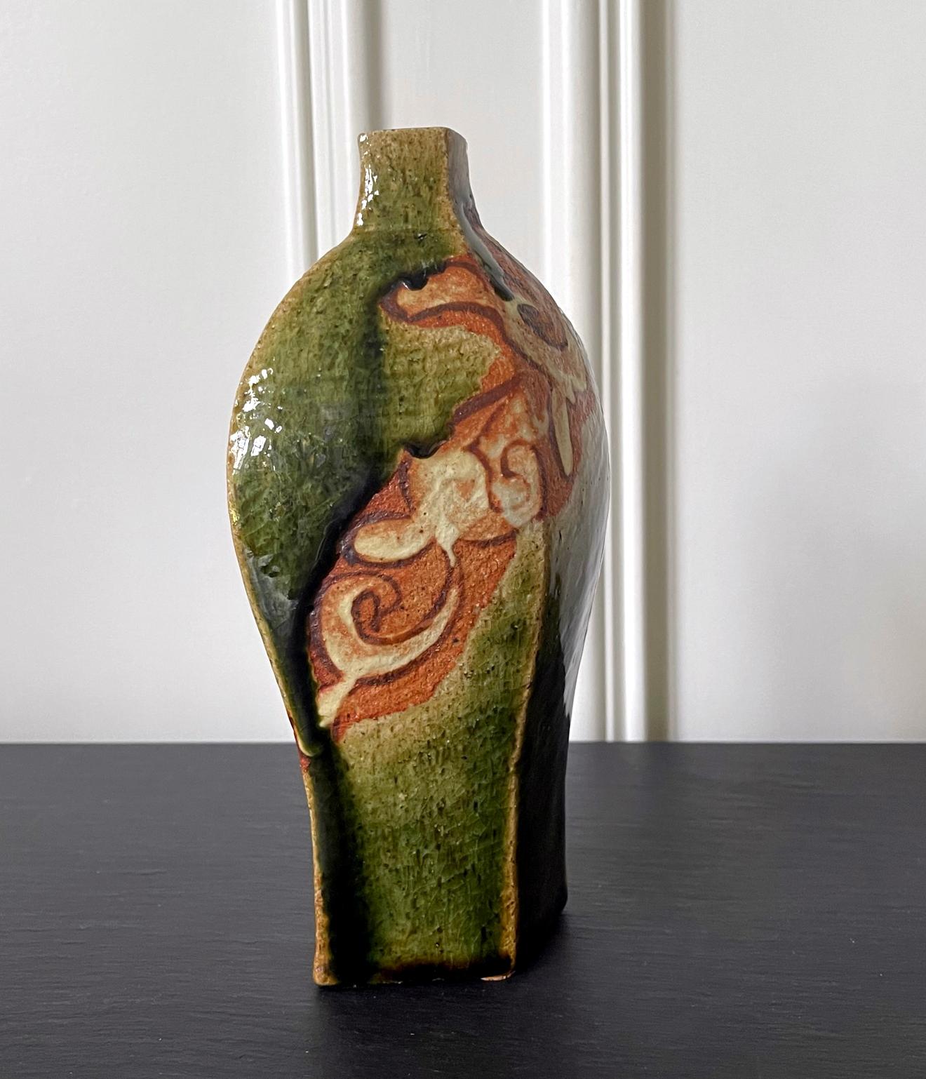 Modern Japanese Studio Pottery Oribe Vase by Ken Matsuzaki For Sale 2