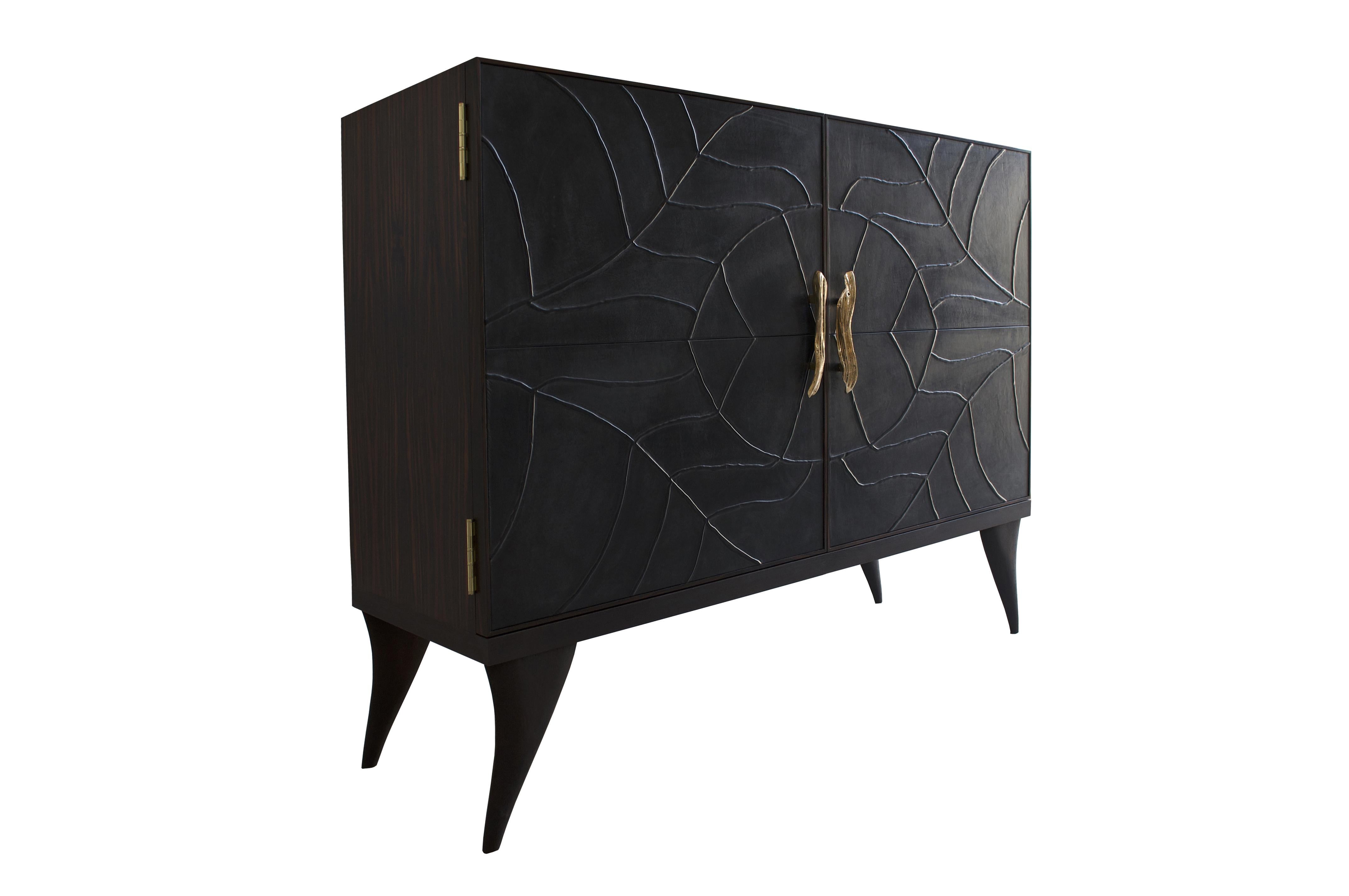 Modern, Java, Wardrobe in Full-Grain Leather, Handcrafted with Bas-Relief For Sale 3